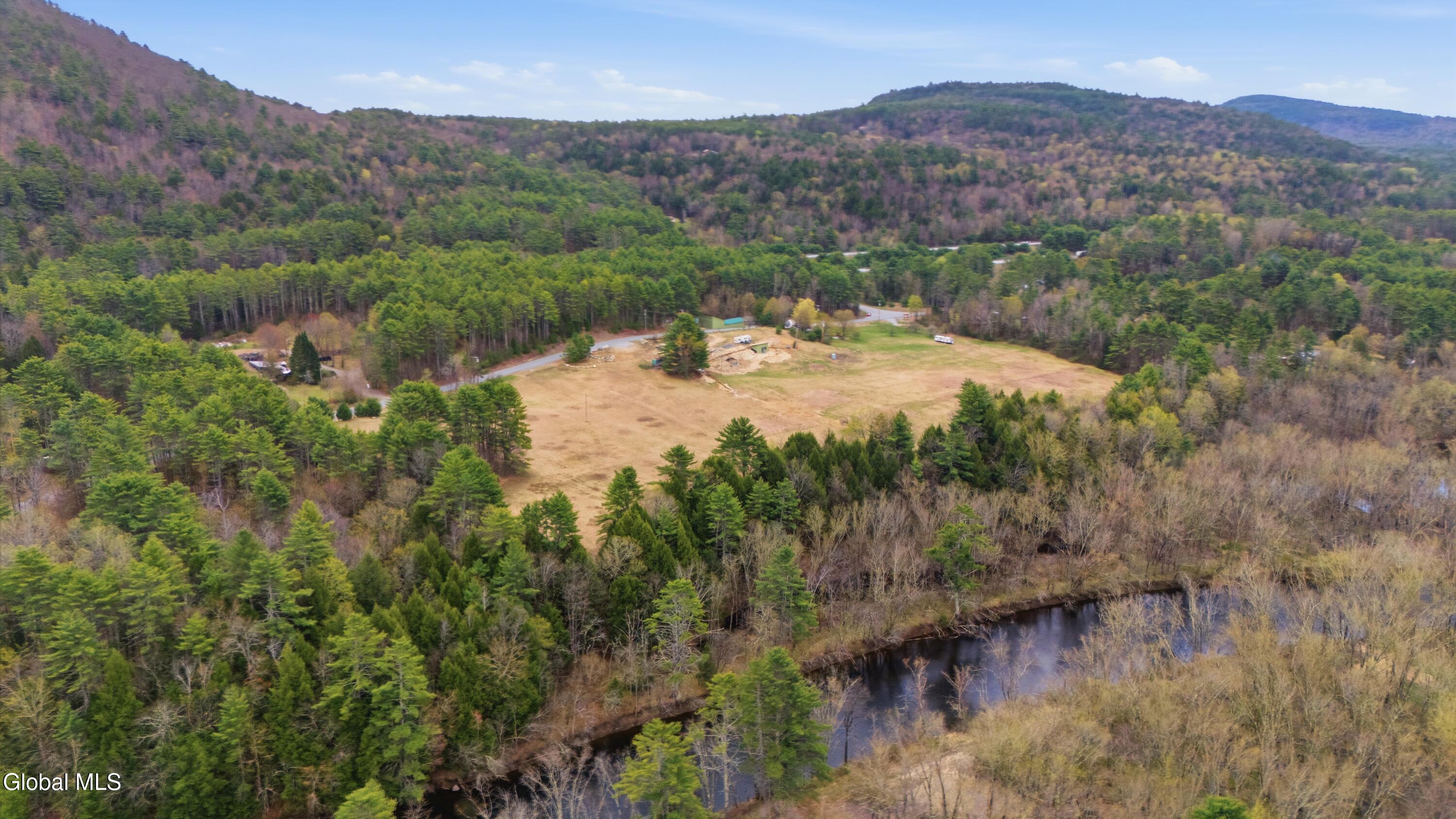 863 E Schroon River Road
