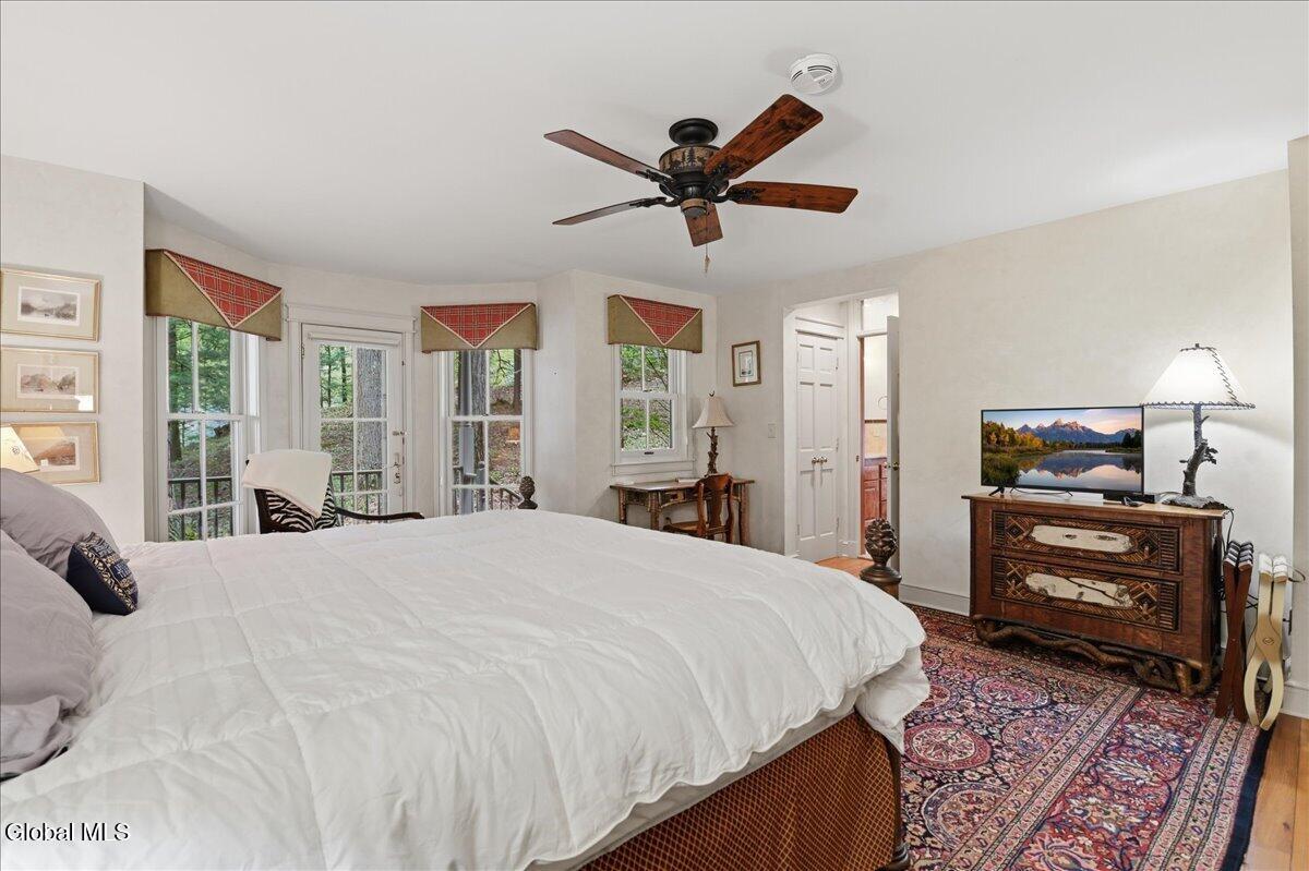 24 Wrightway Lane