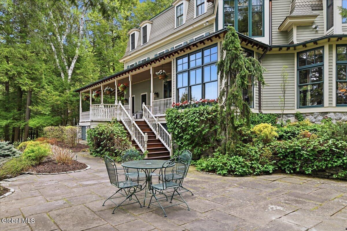 24 Wrightway Lane