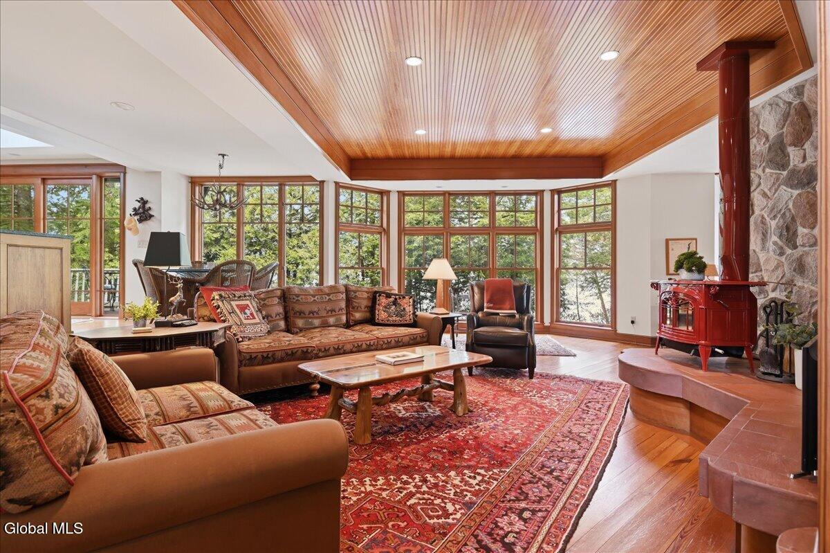 24 Wrightway Lane