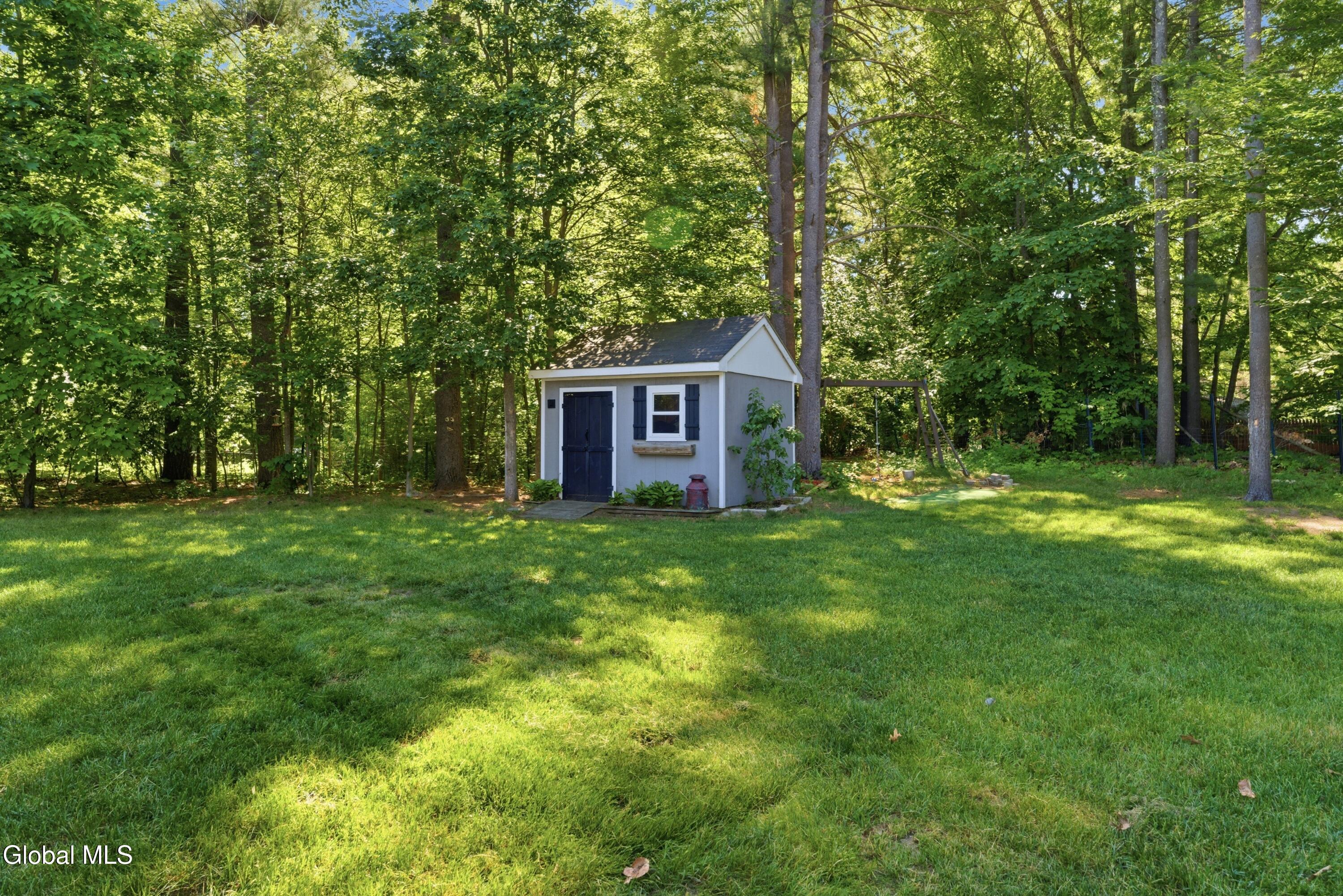 3 Royal Pines Drive