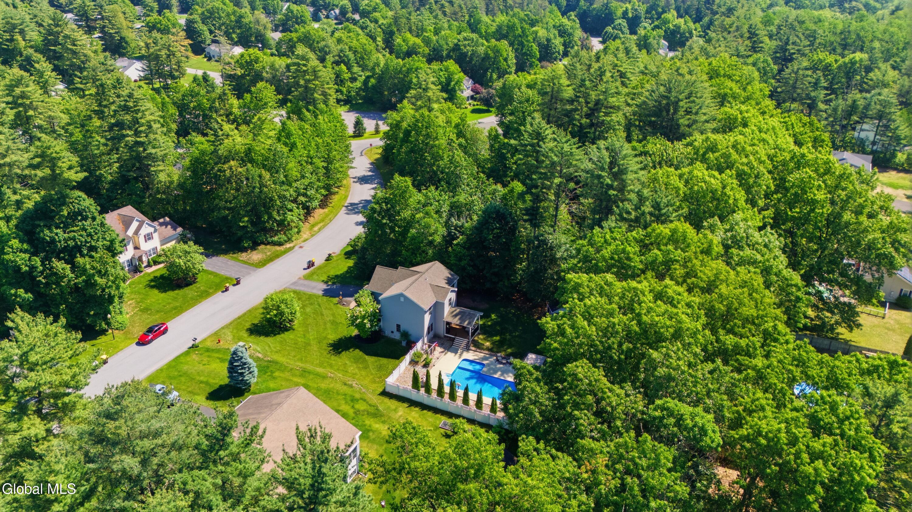 3 Royal Pines Drive