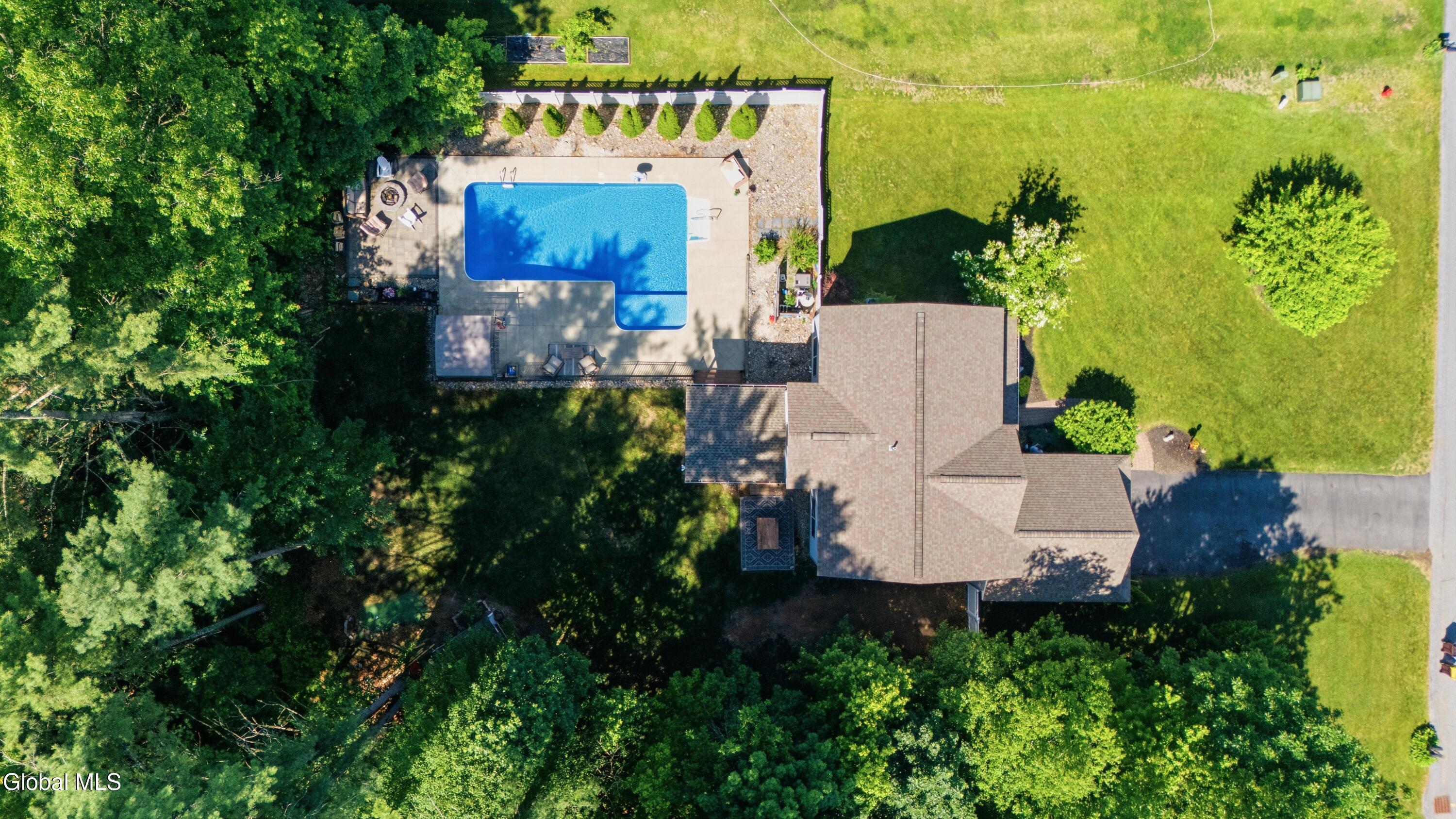 3 Royal Pines Drive