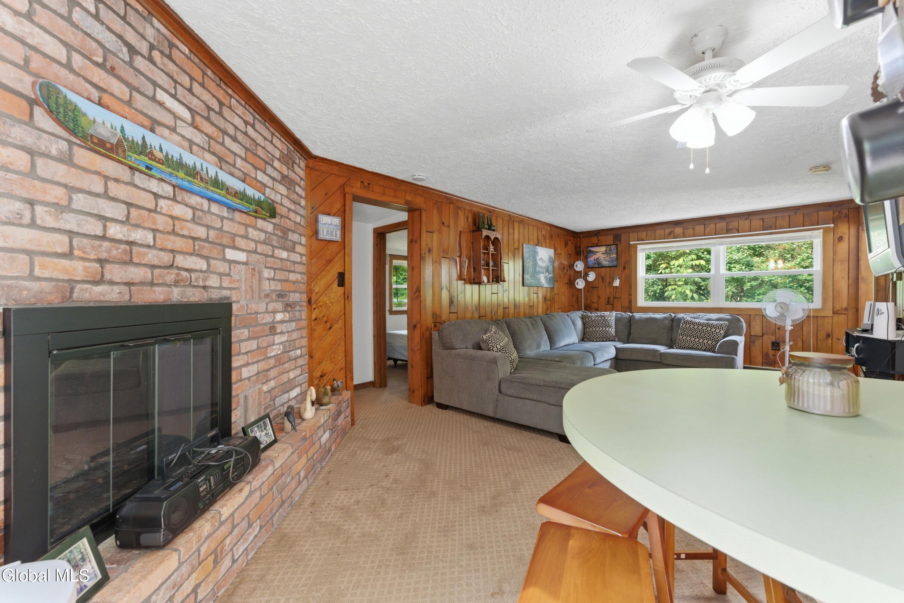 516 Coolidge Hill Road