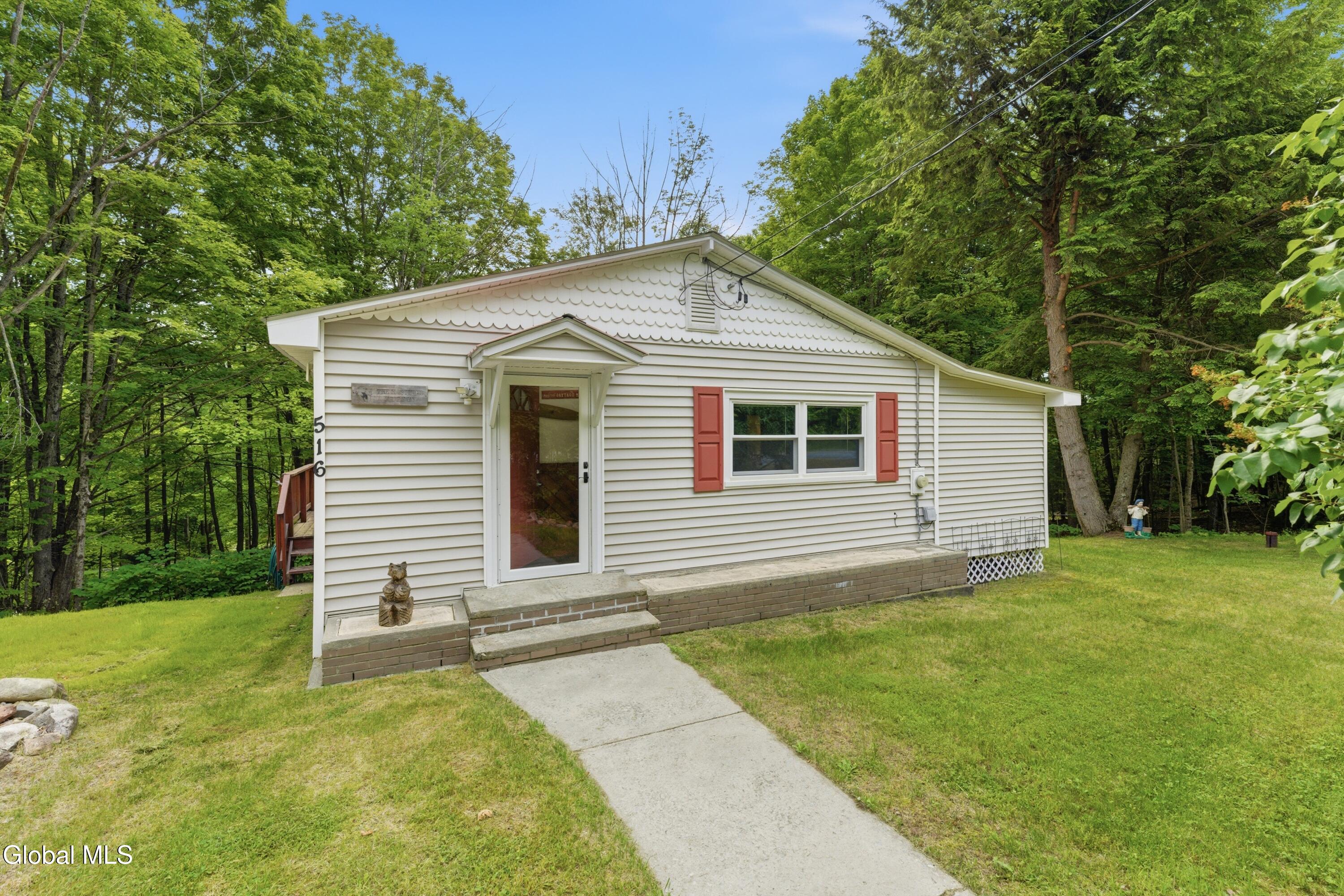 516 Coolidge Hill Road
