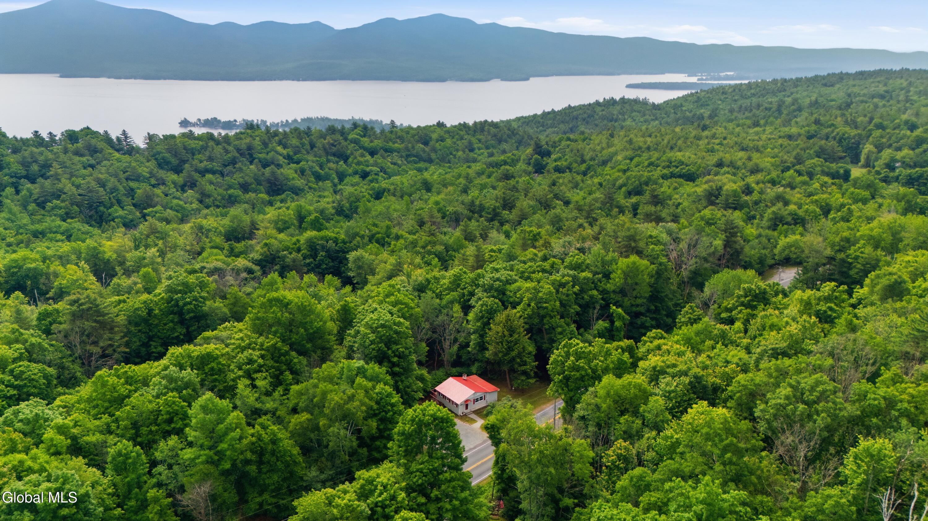 516 Coolidge Hill Road