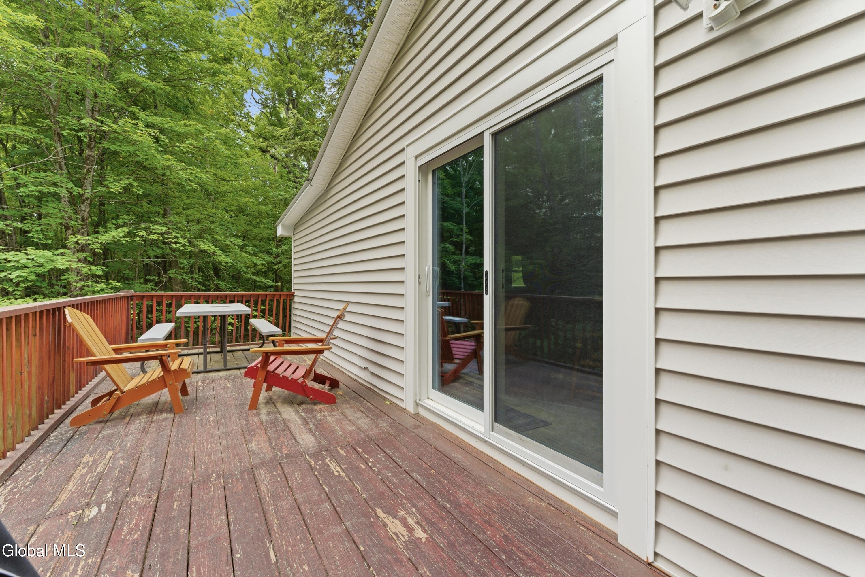 516 Coolidge Hill Road