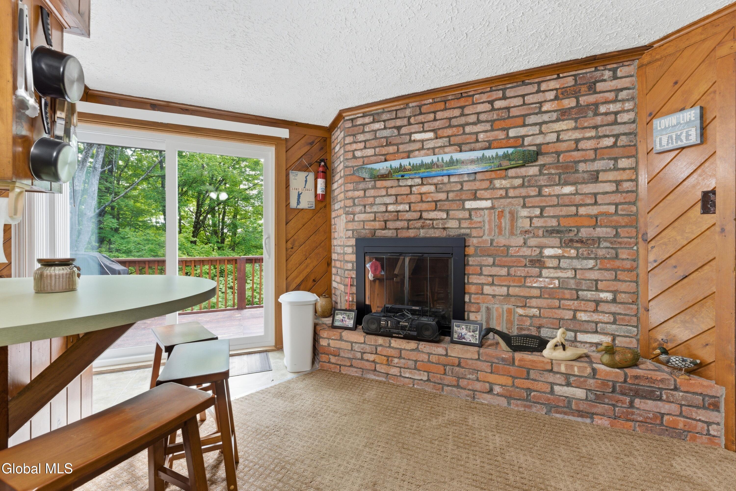 516 Coolidge Hill Road