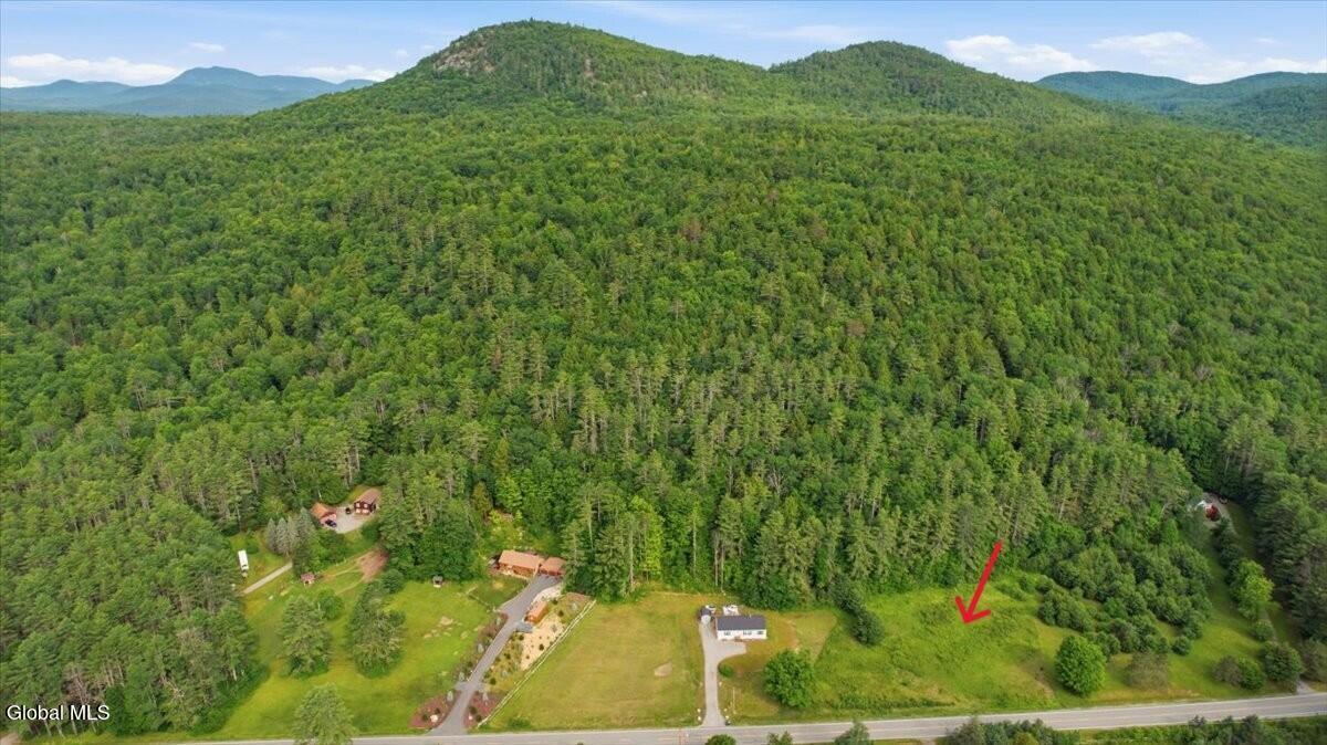 L 6.3 Schroon River Road