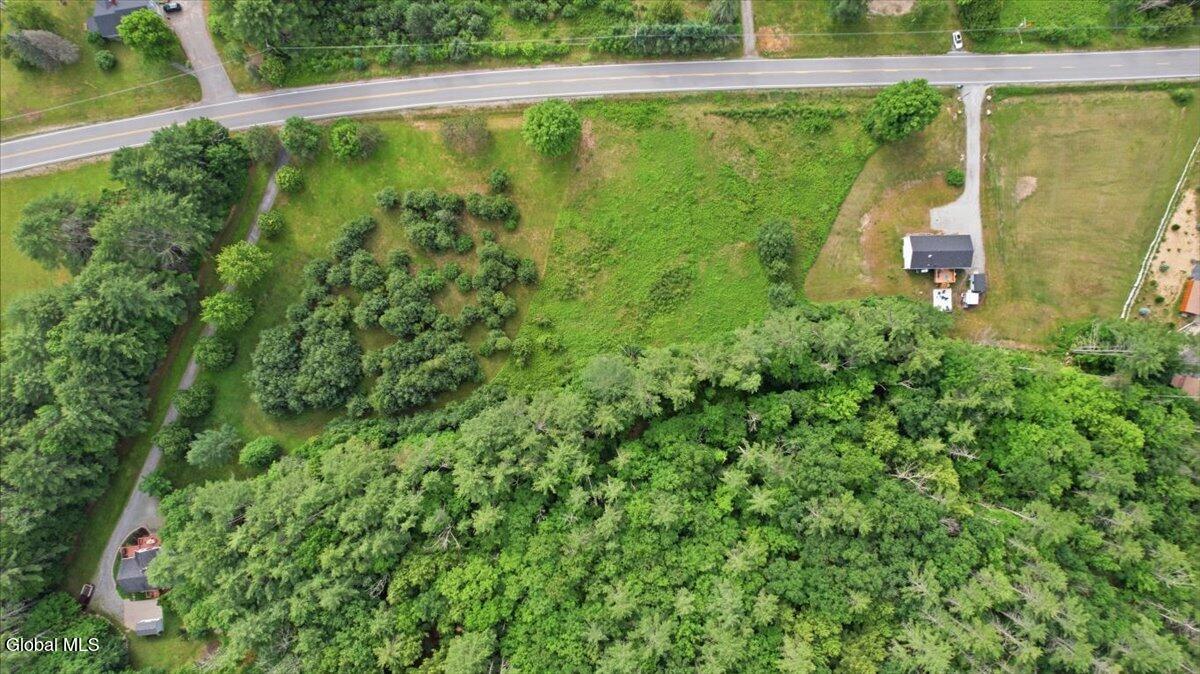 L 6.3 Schroon River Road