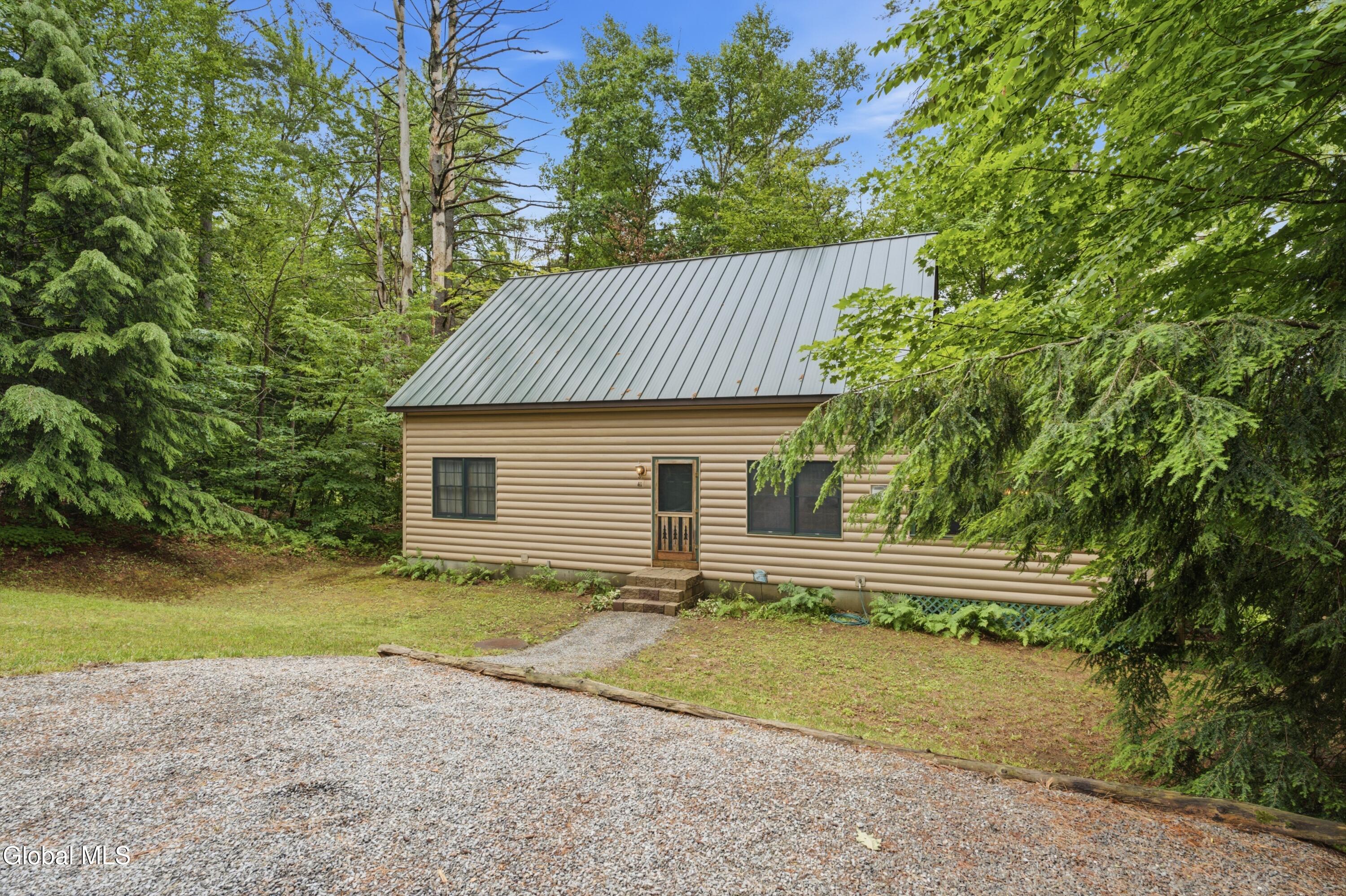 41 Three Oaks Drive