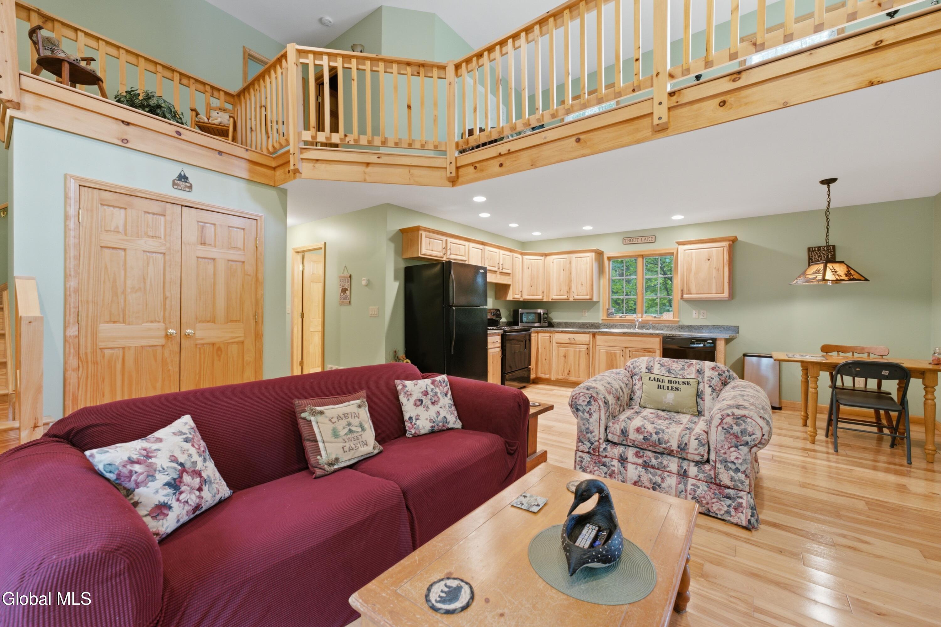 41 Three Oaks Drive
