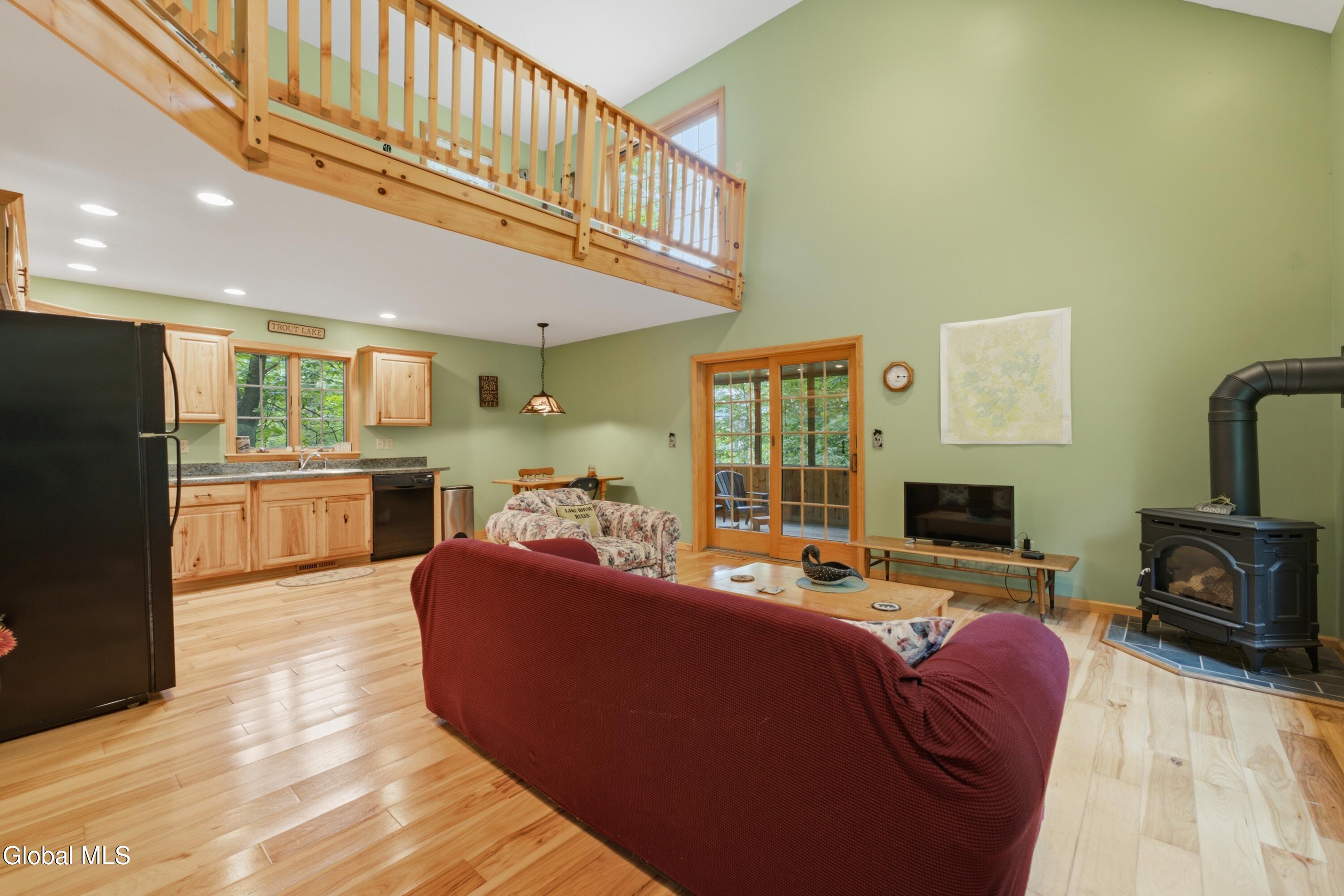 41 Three Oaks Drive
