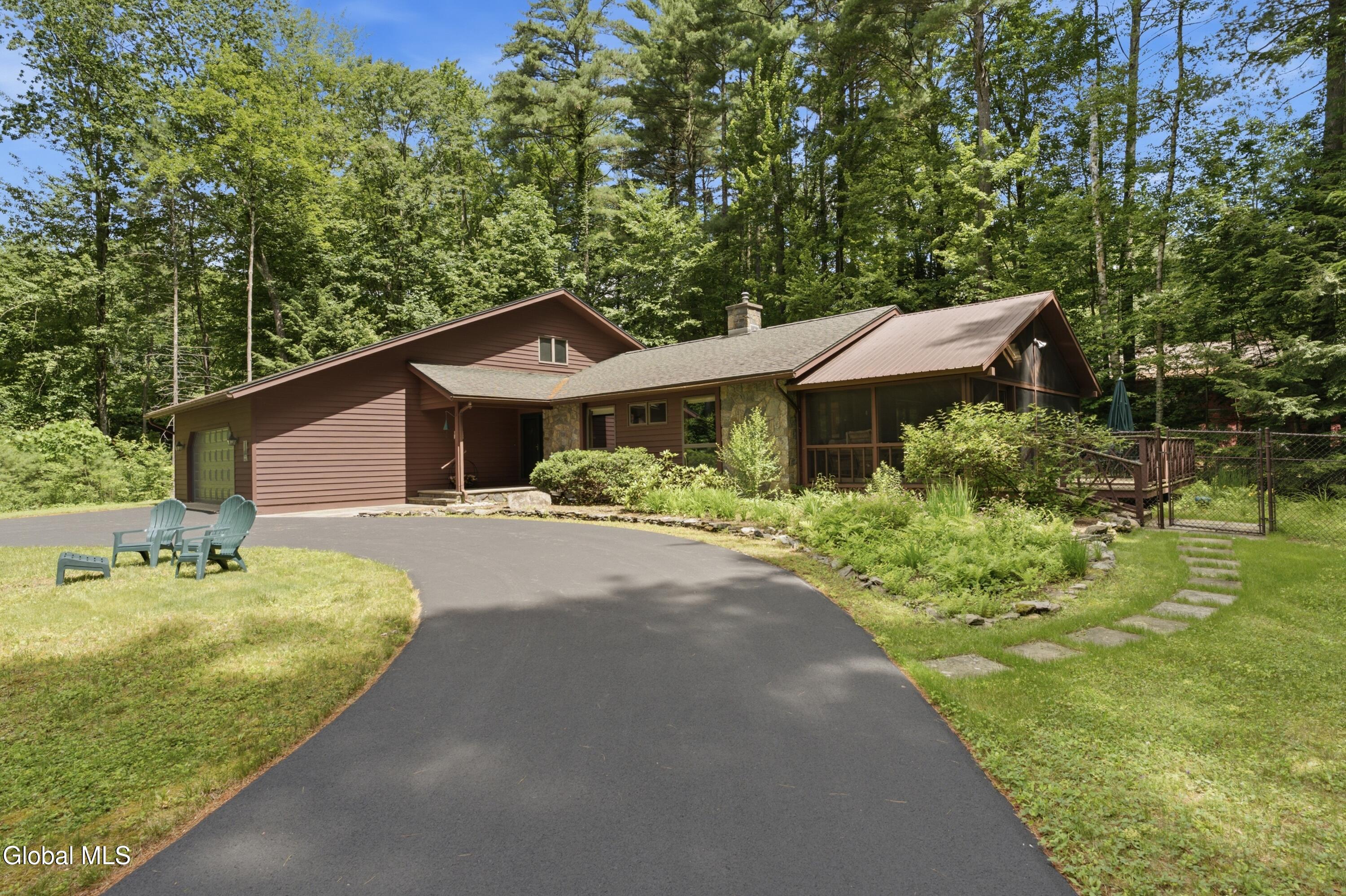 19 Birch Drive