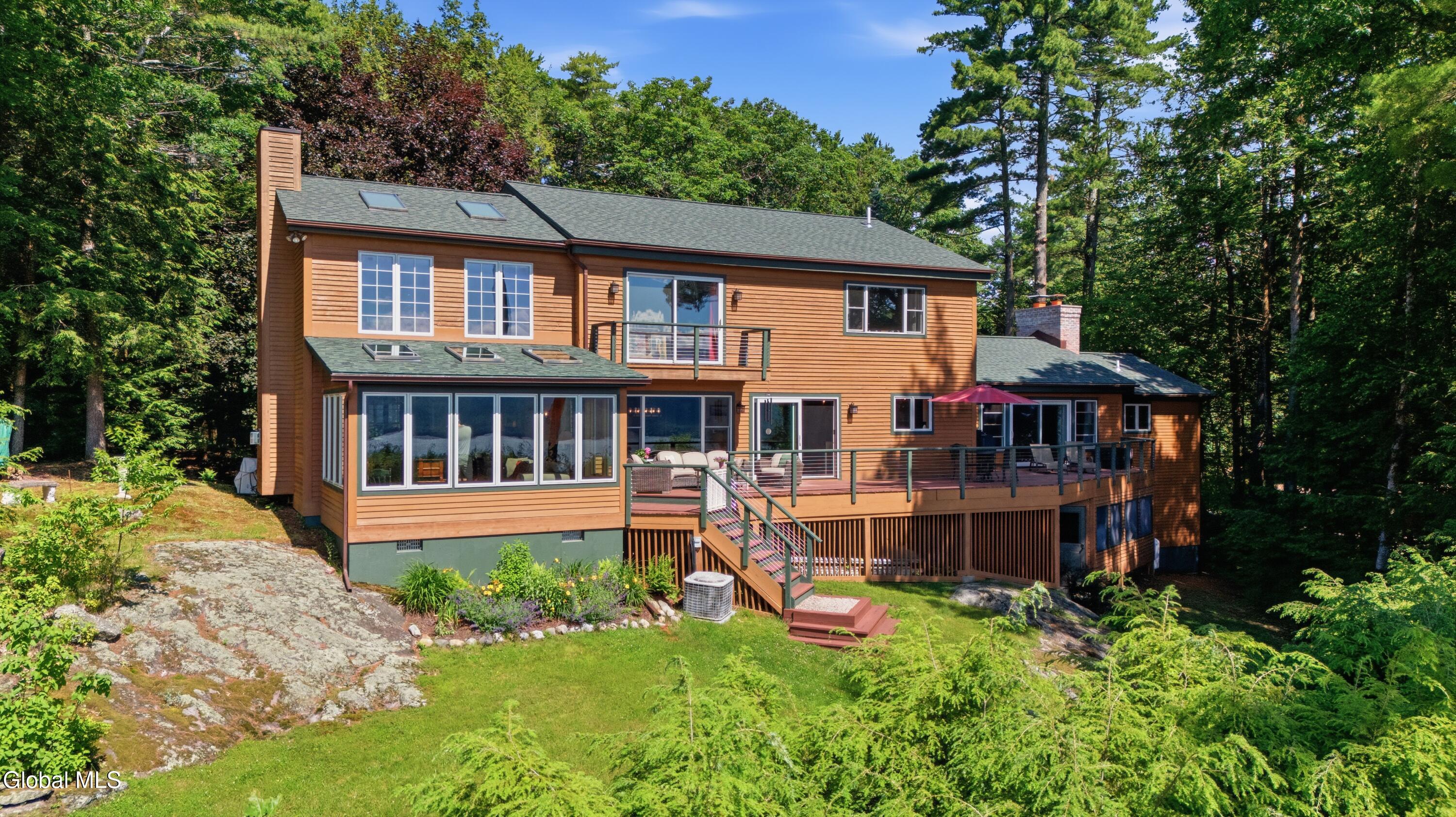 35 Woodland Ridge
