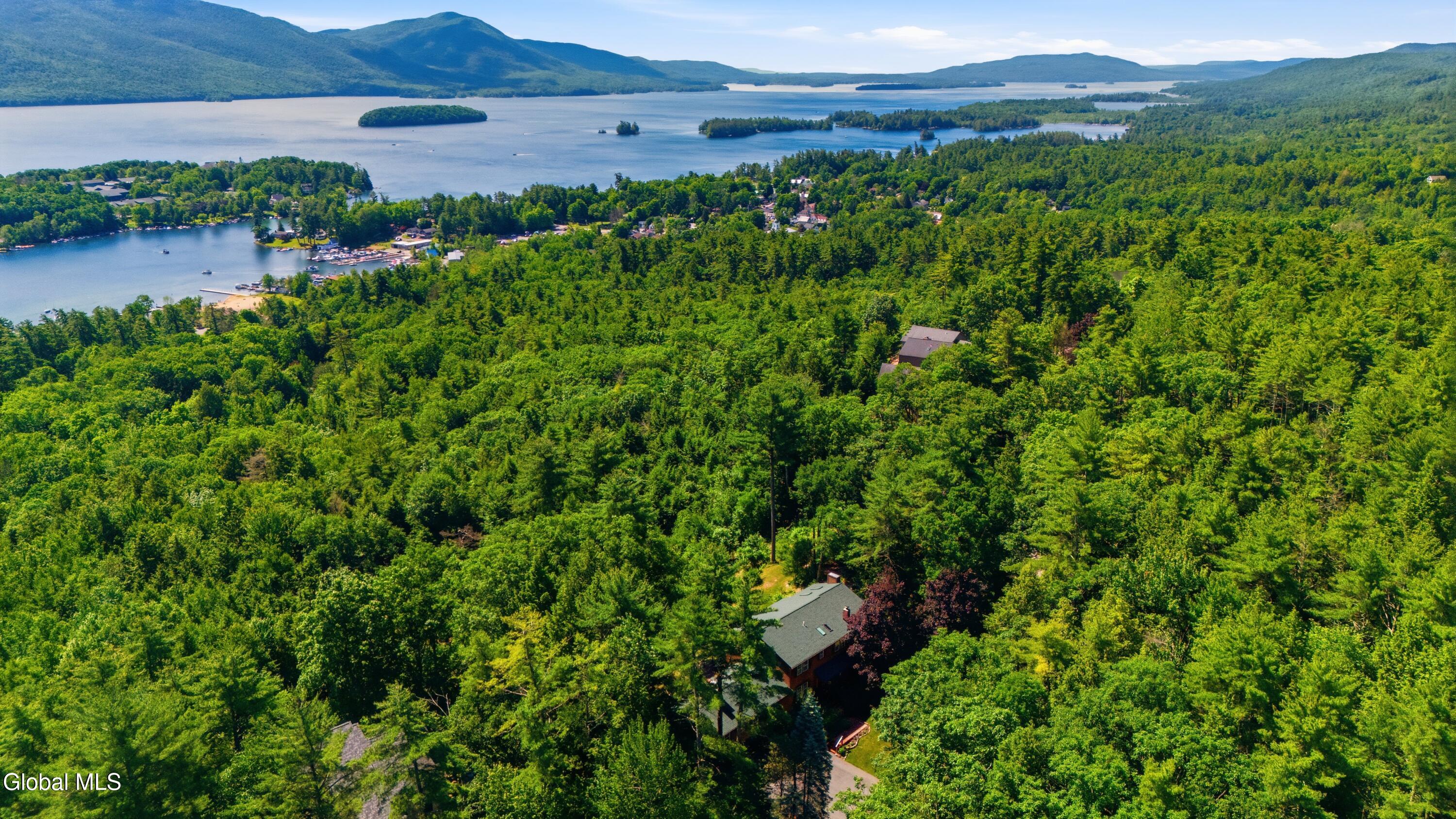 35 Woodland Ridge