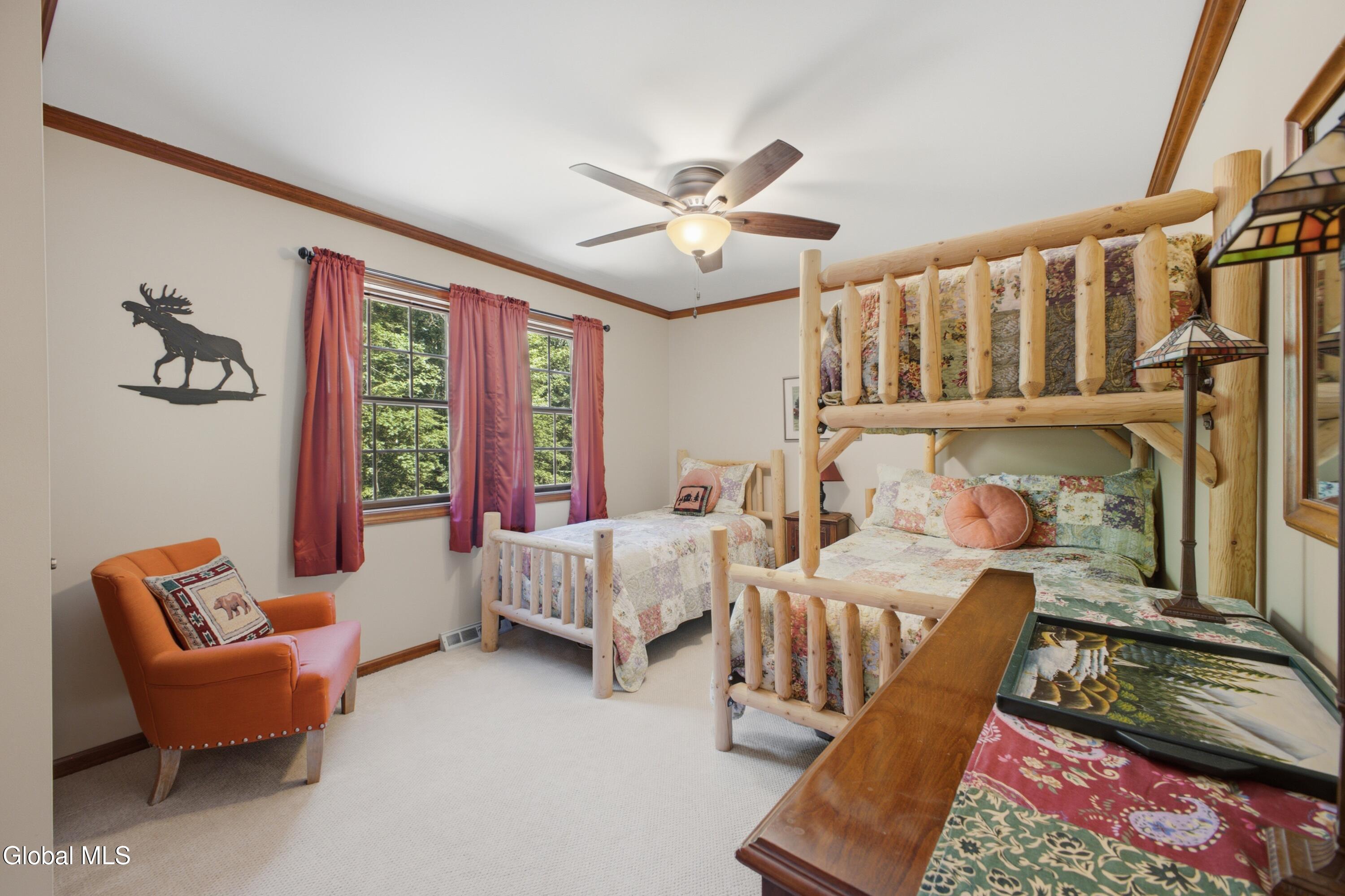 35 Woodland Ridge