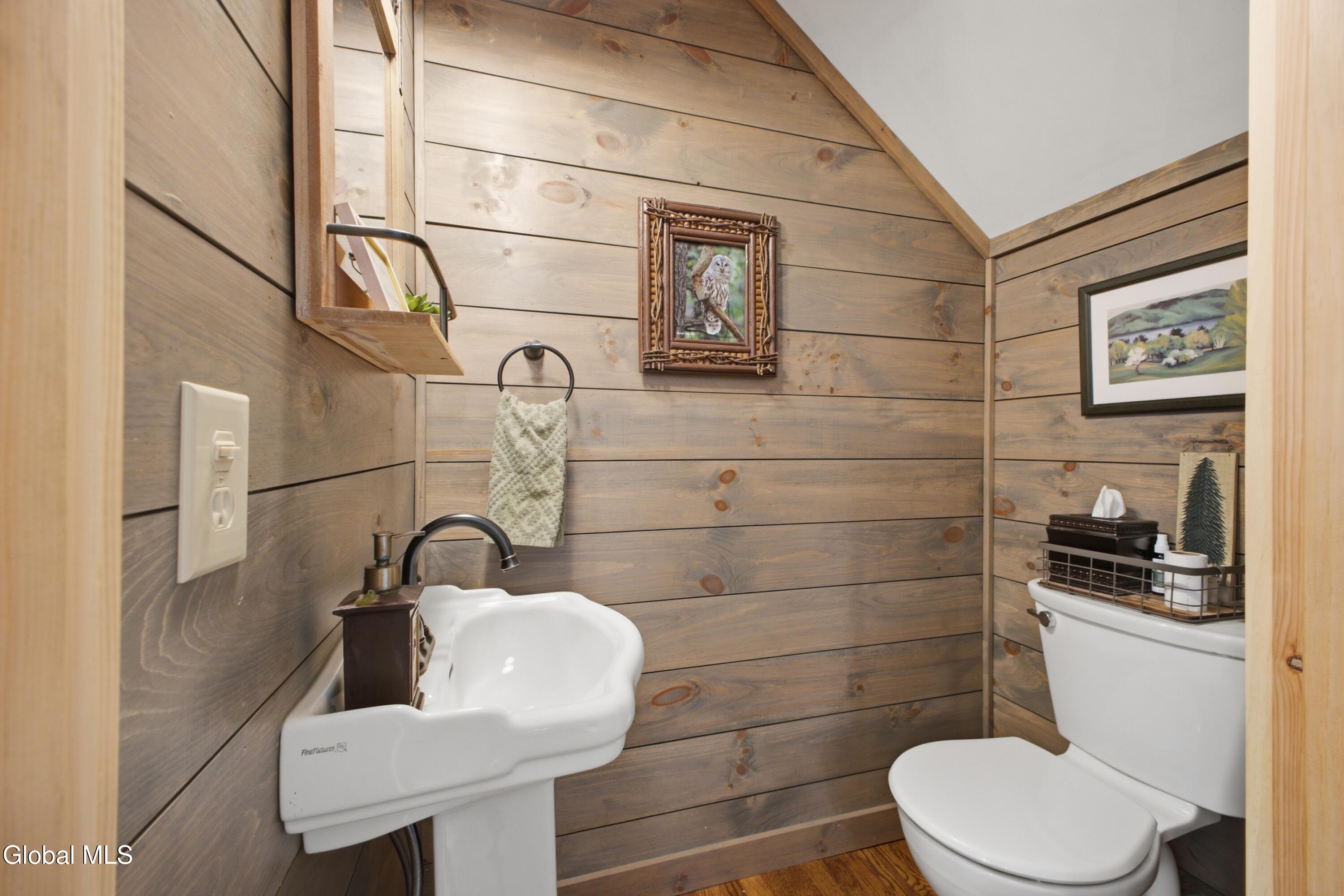 35 Woodland Ridge