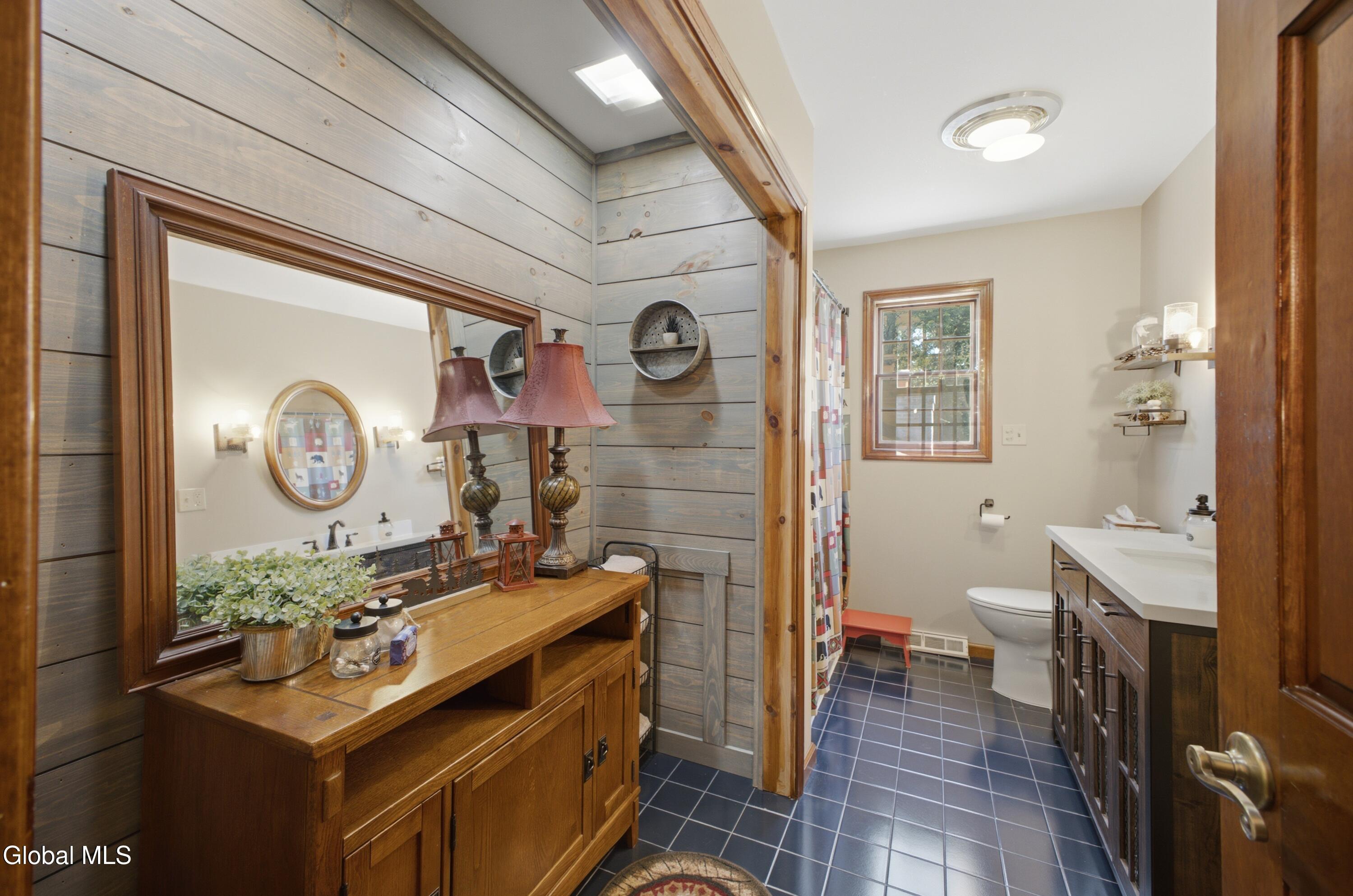 35 Woodland Ridge