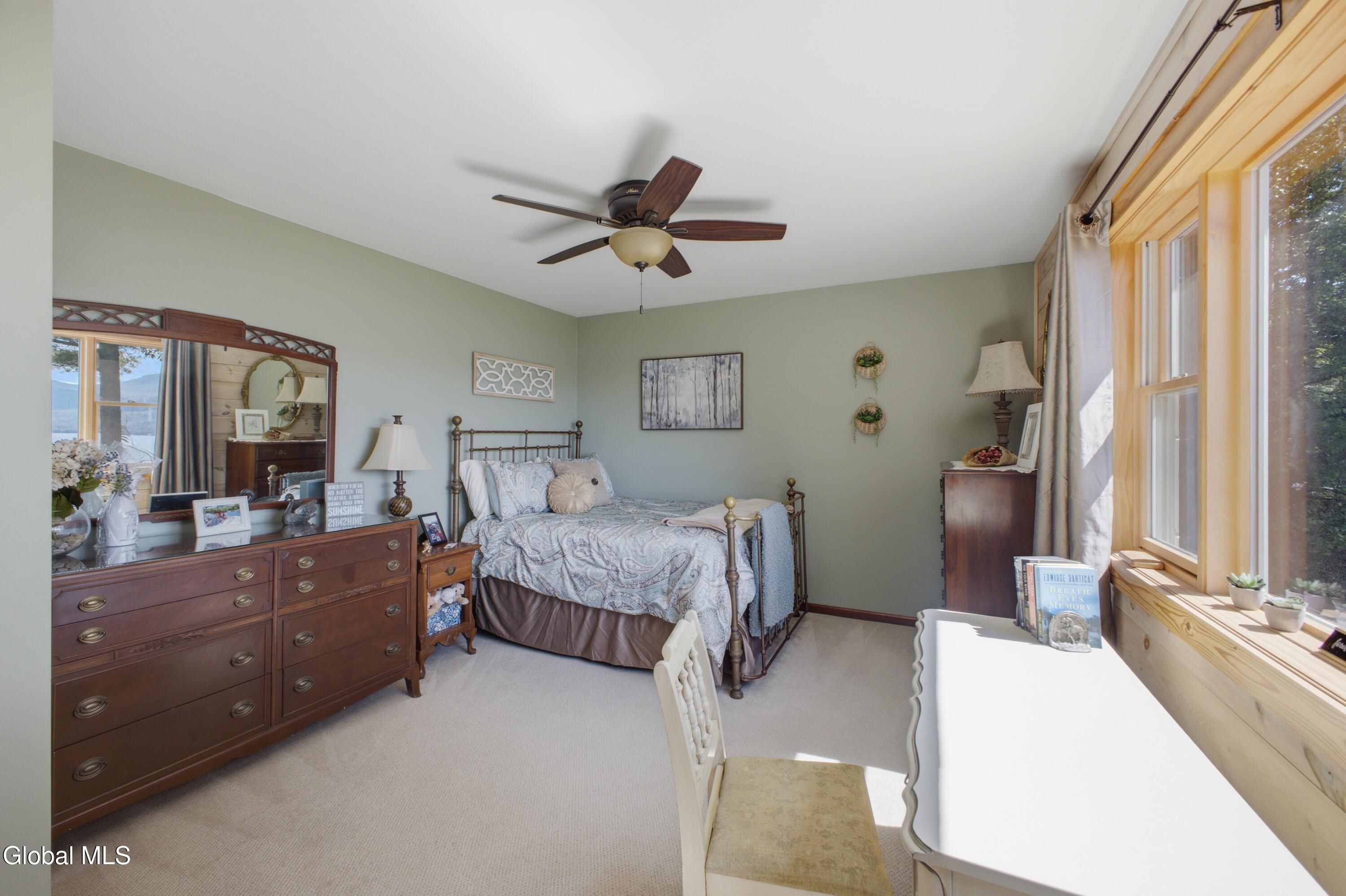 35 Woodland Ridge
