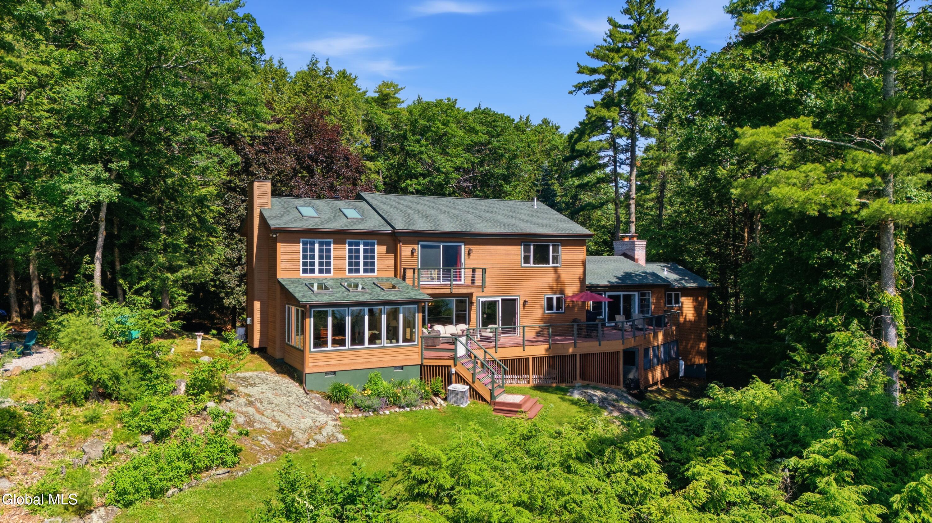 35 Woodland Ridge
