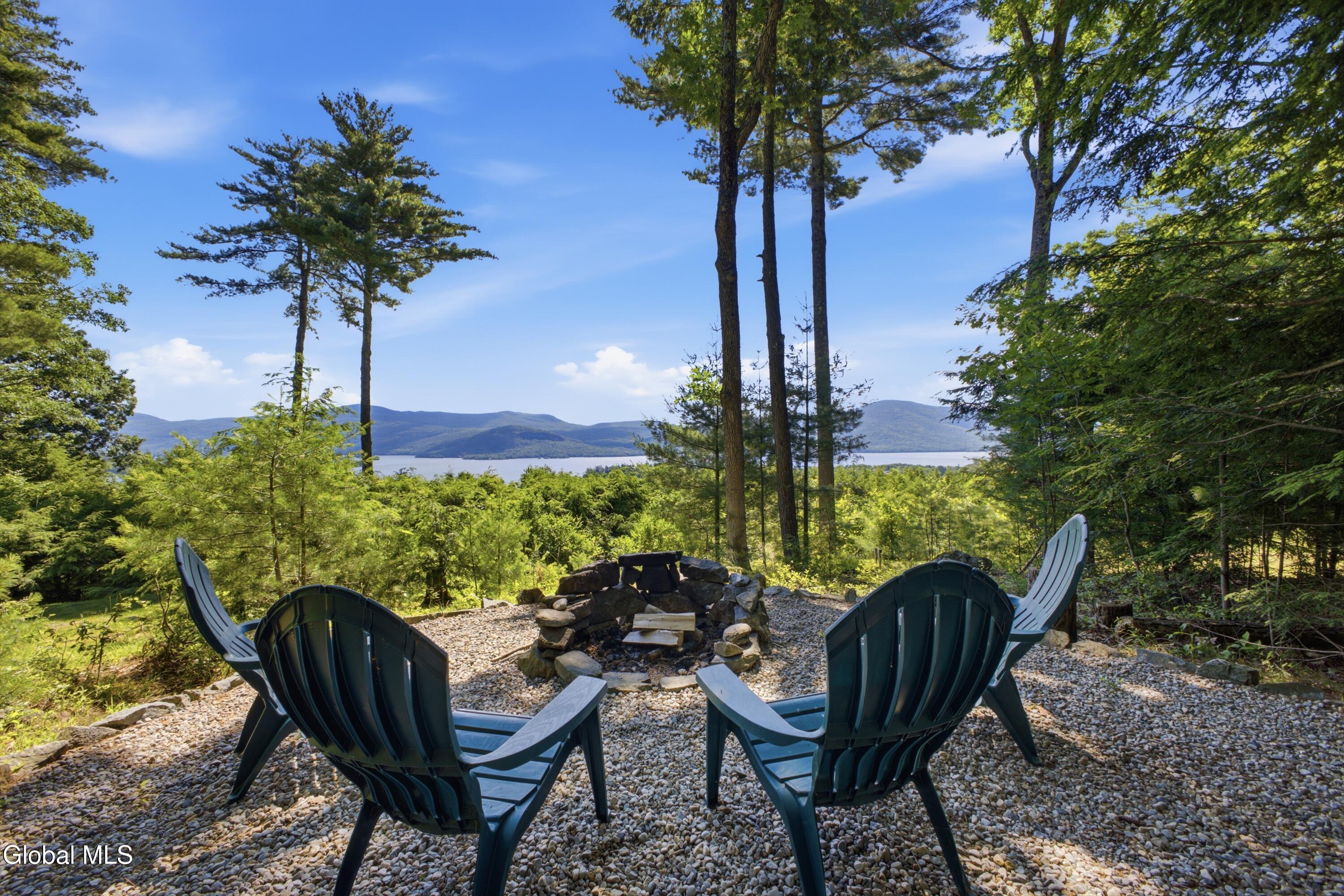 35 Woodland Ridge