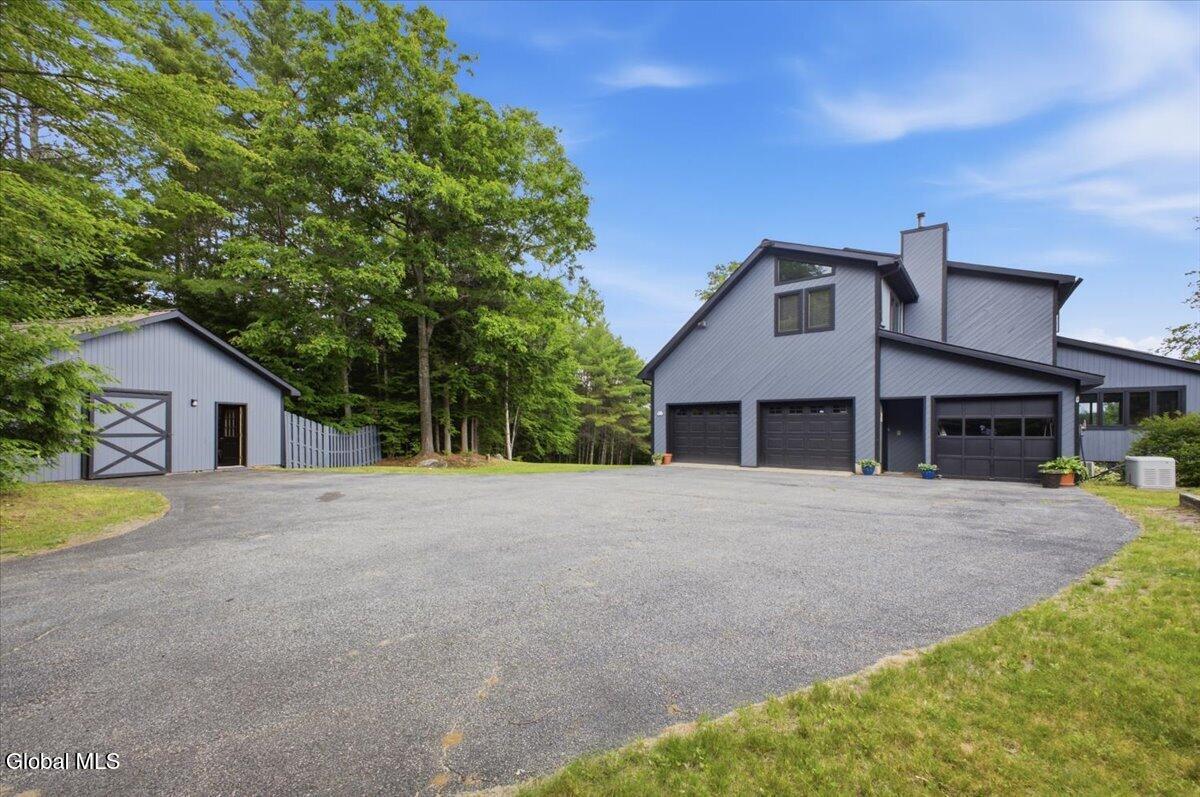 342-346 Starbuck Hill Road