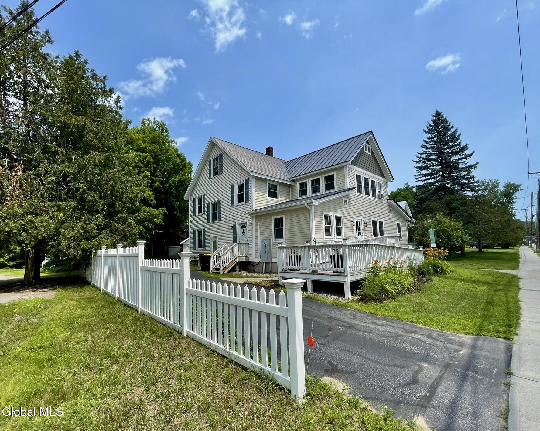 28 Hudson Street