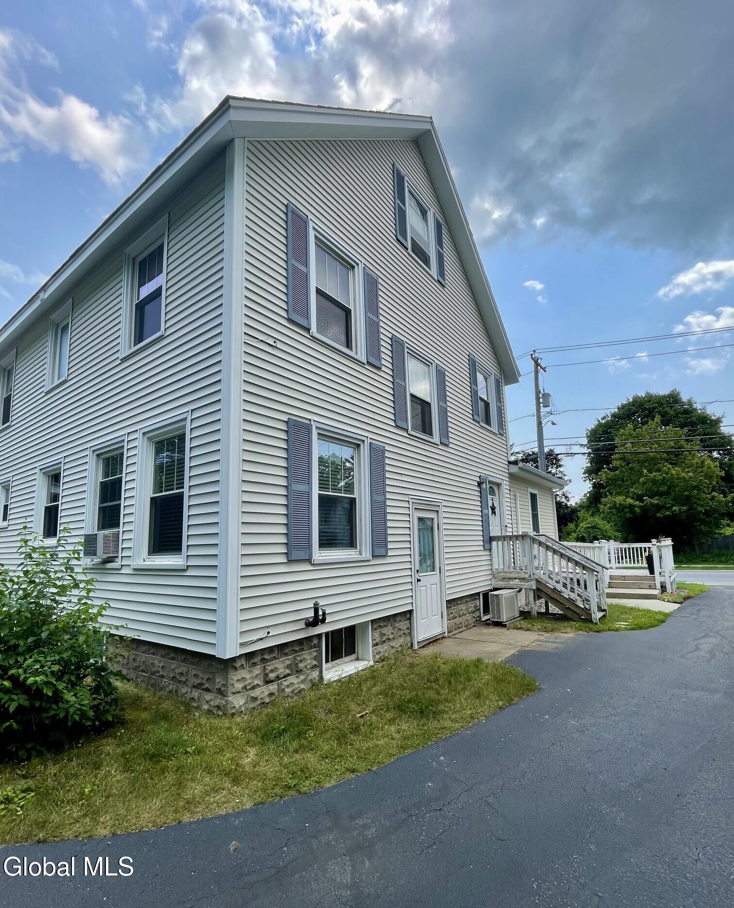 28 Hudson Street