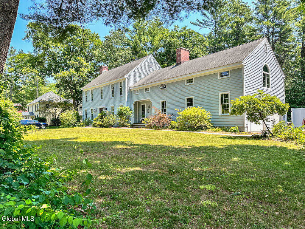 4 Lantern Hill Road