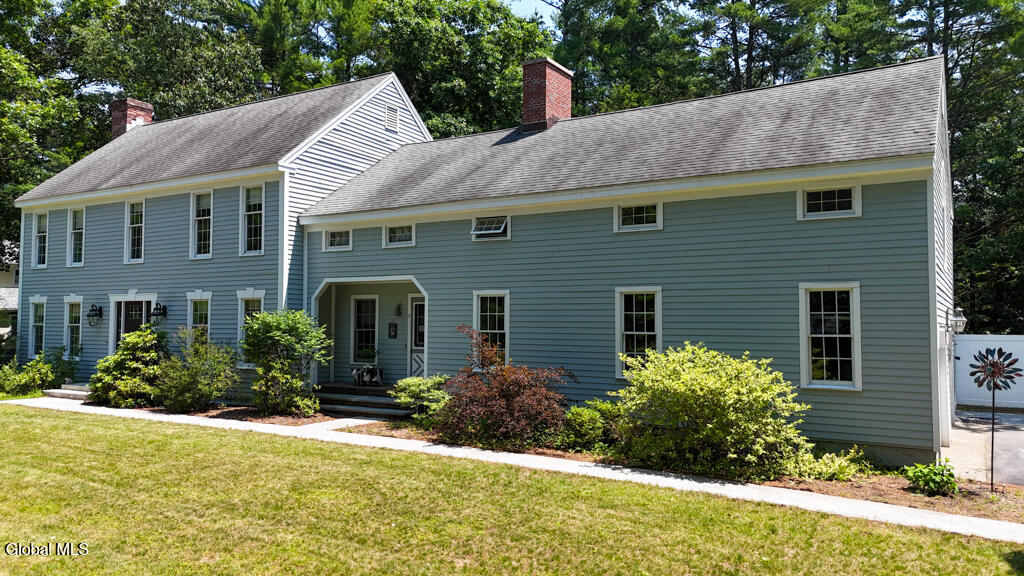 4 Lantern Hill Road