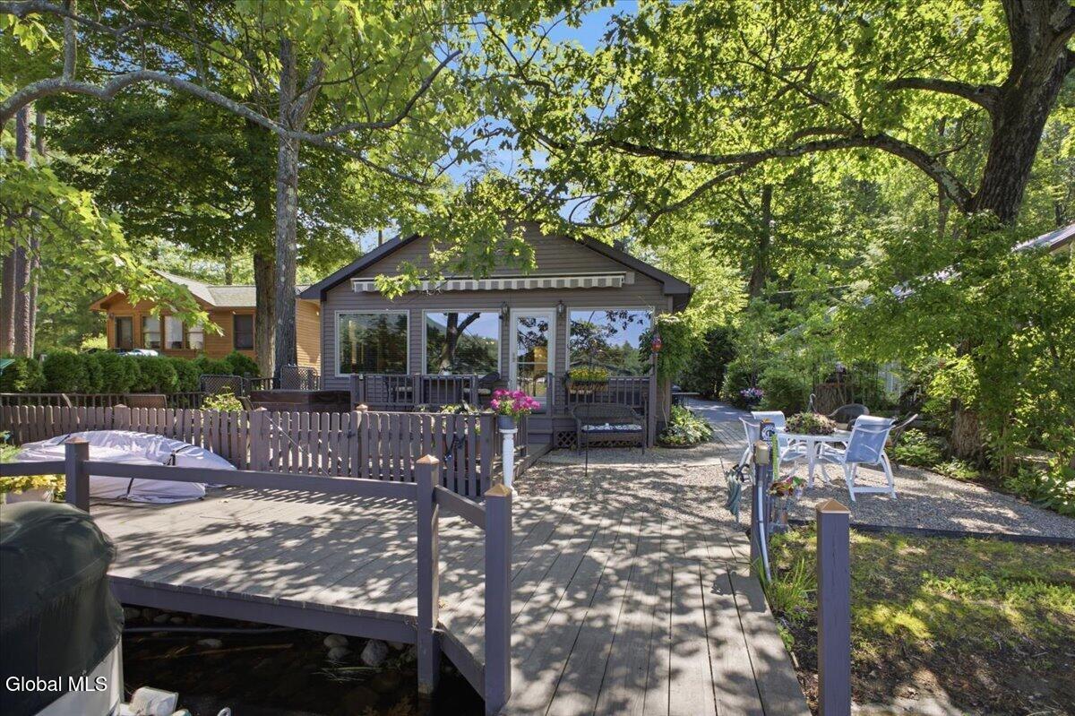 60 Reardon Road