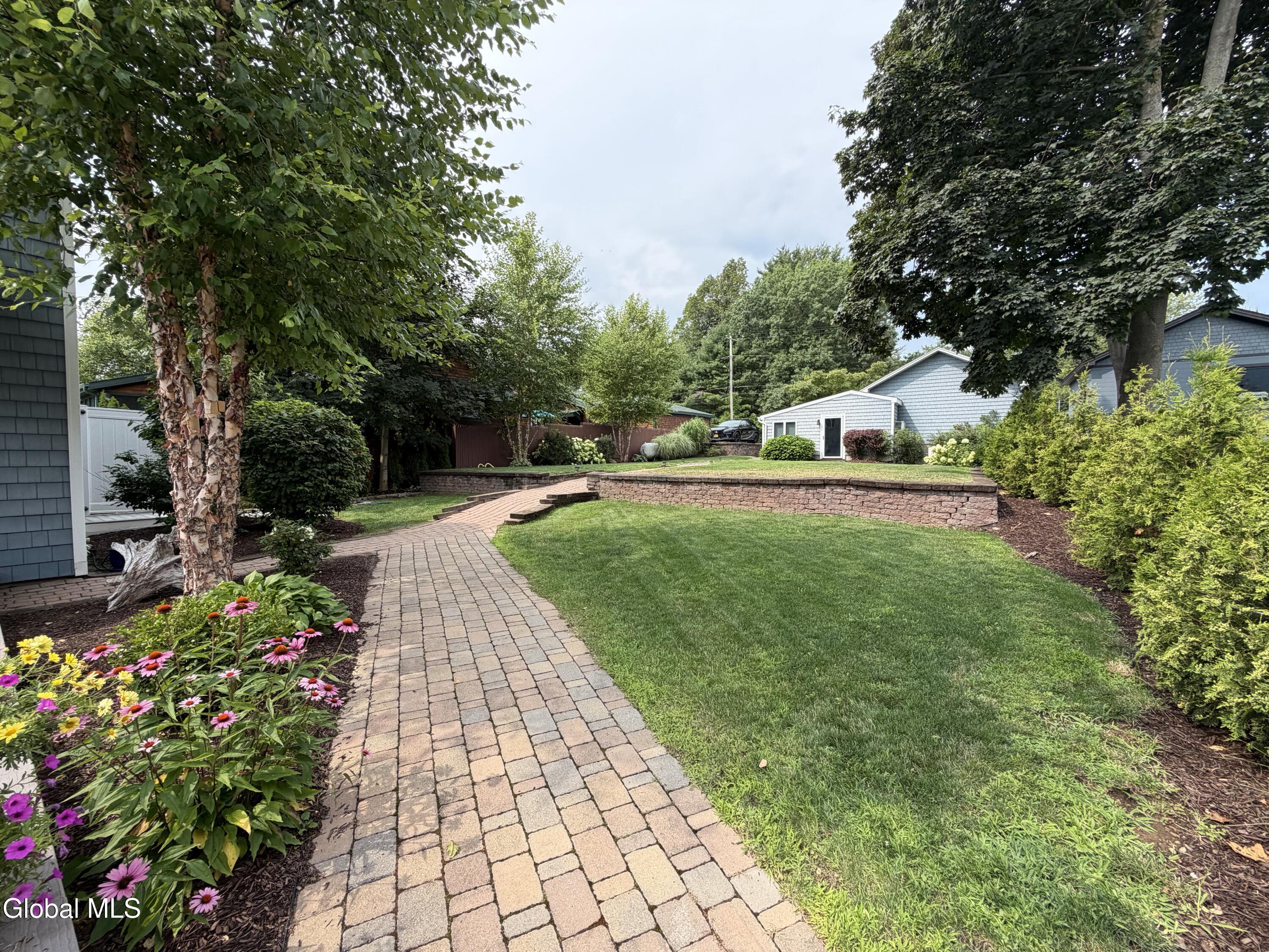280 Cleverdale Road