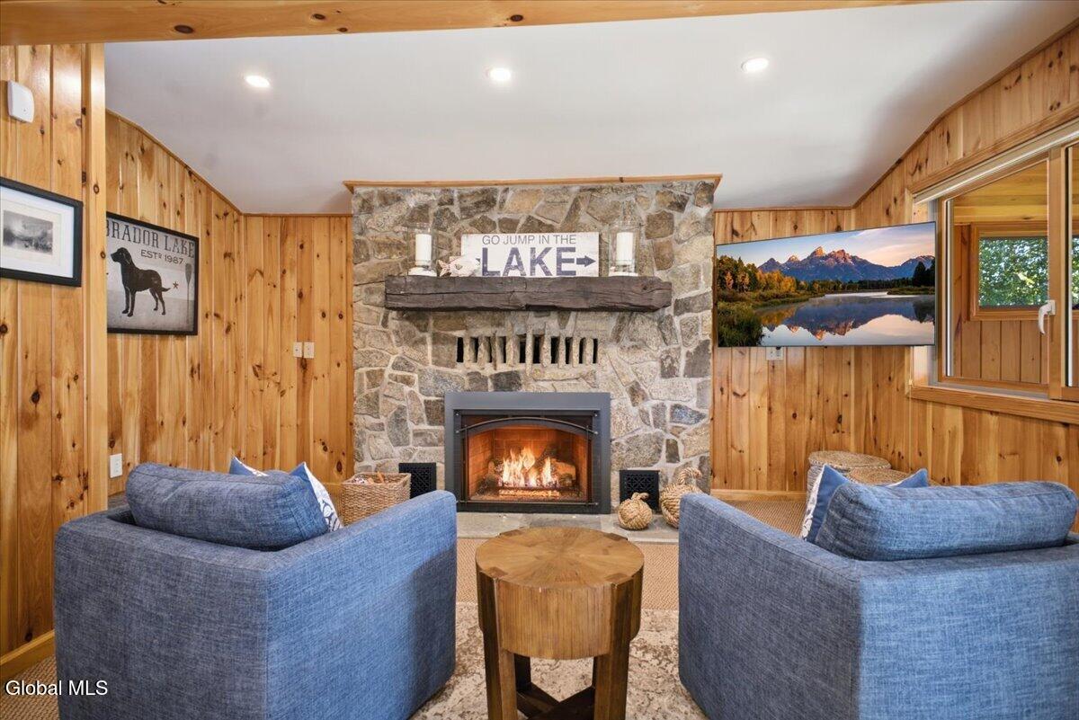 280 Cleverdale Road