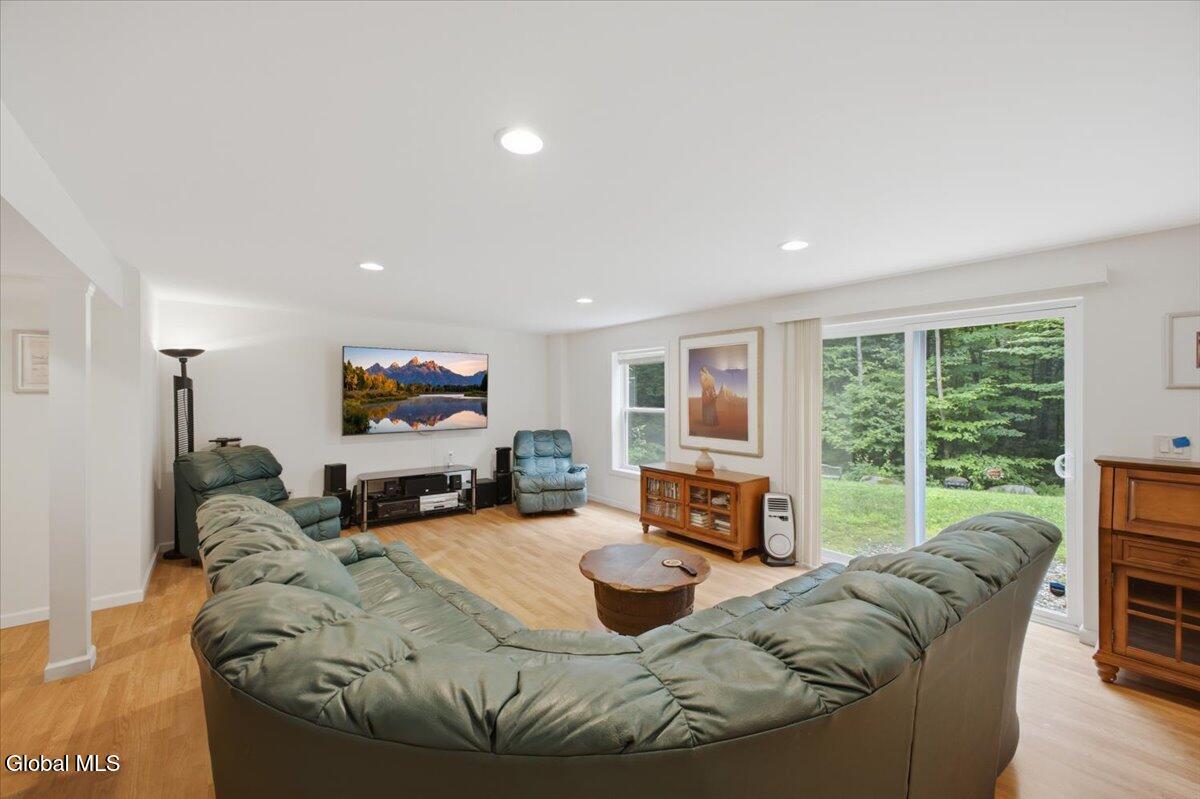 58 Sunny West Lane