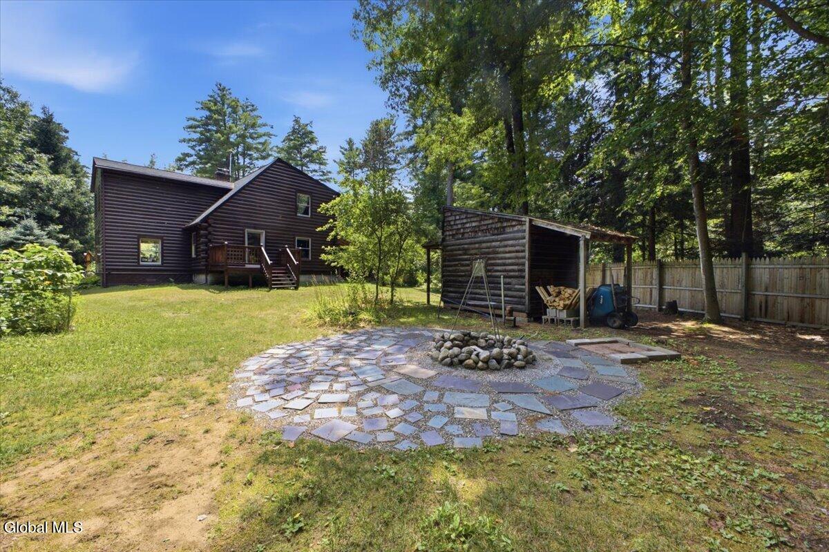 4 Treehouse Lane