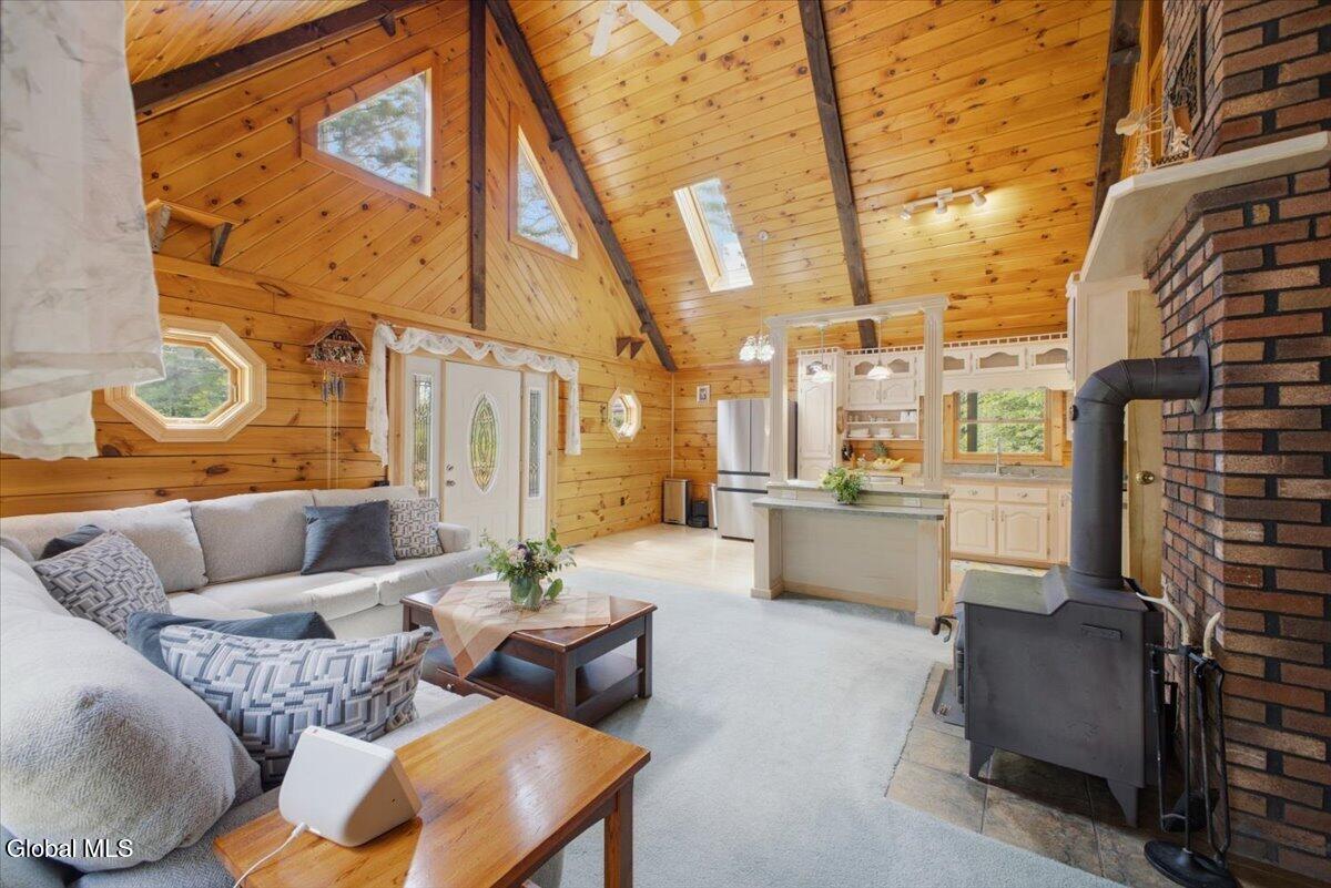 4 Treehouse Lane