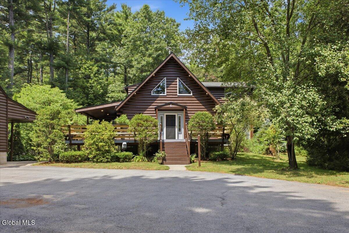 4 Treehouse Lane