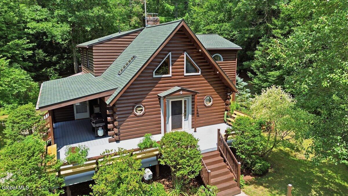 4 Treehouse Lane