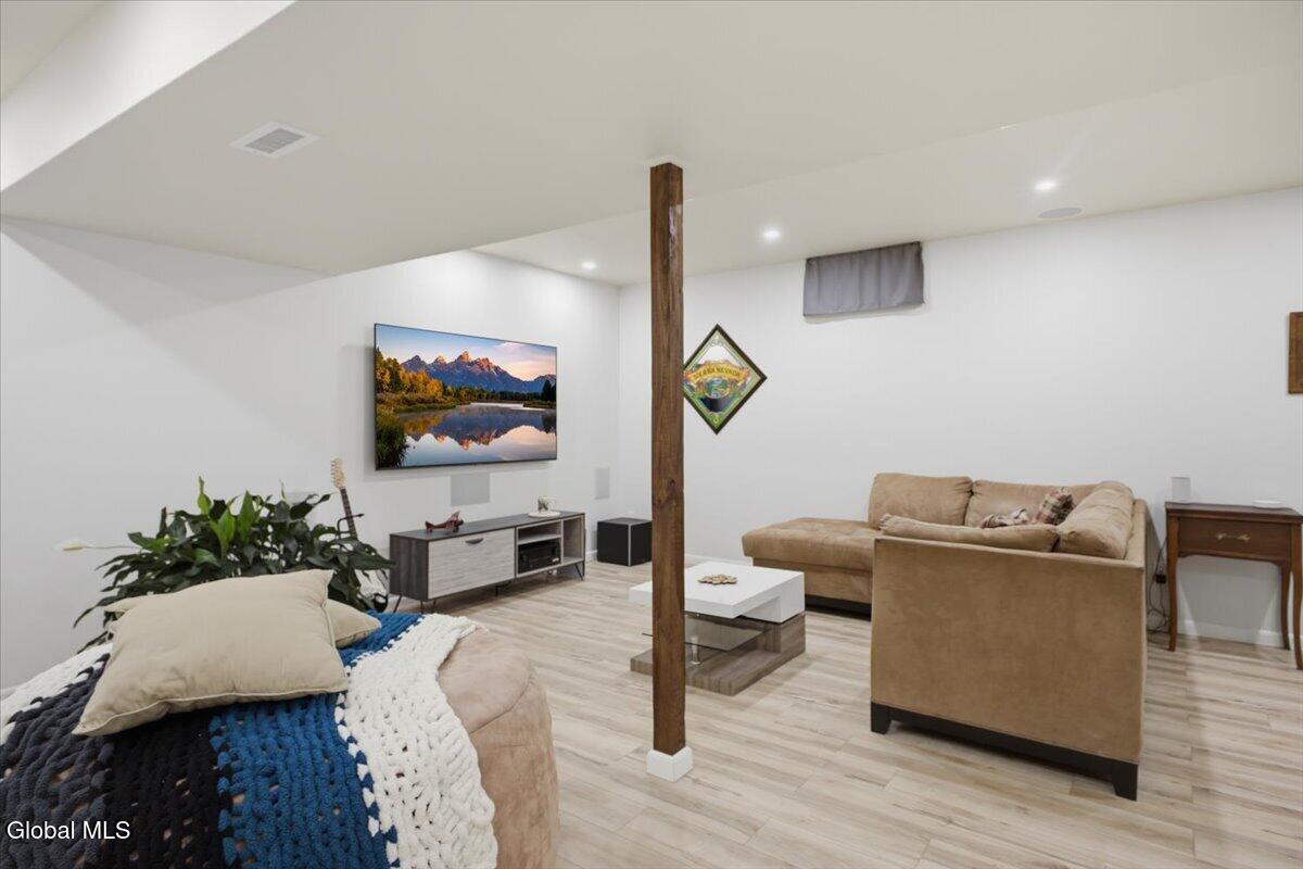 4 Treehouse Lane