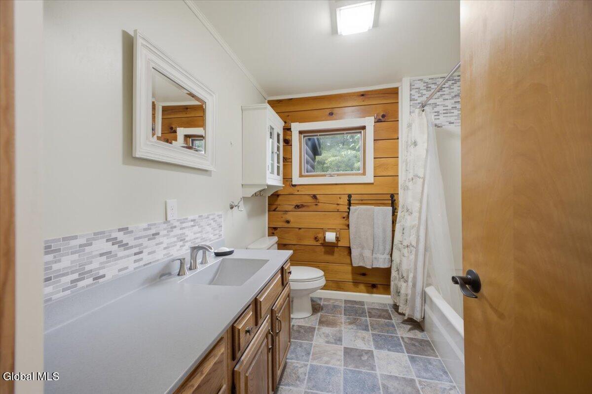4 Treehouse Lane