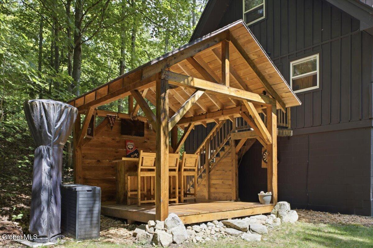 6 Ridgewood Court