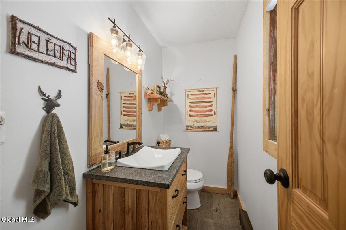 6 Ridgewood Court