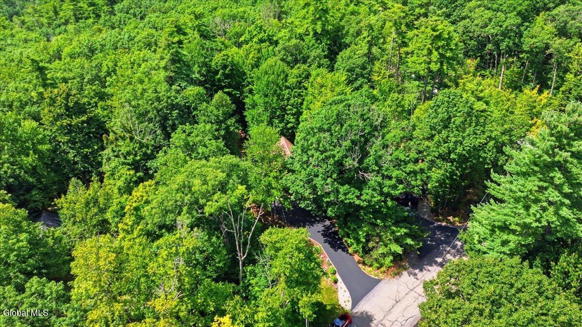 6 Ridgewood Court