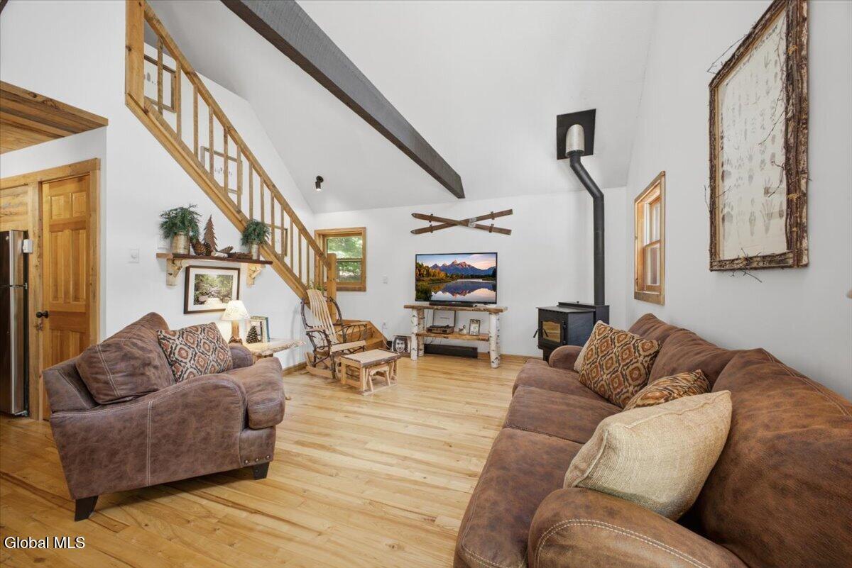 6 Ridgewood Court