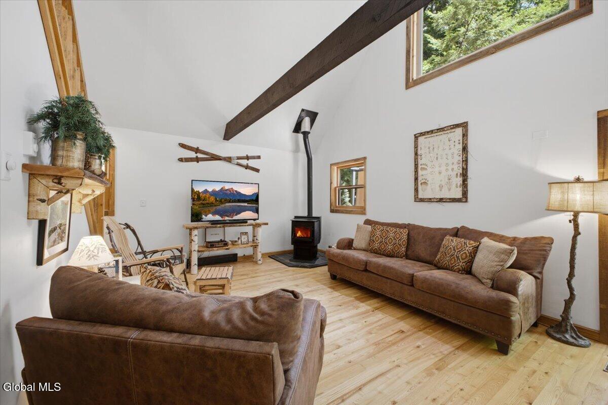 6 Ridgewood Court