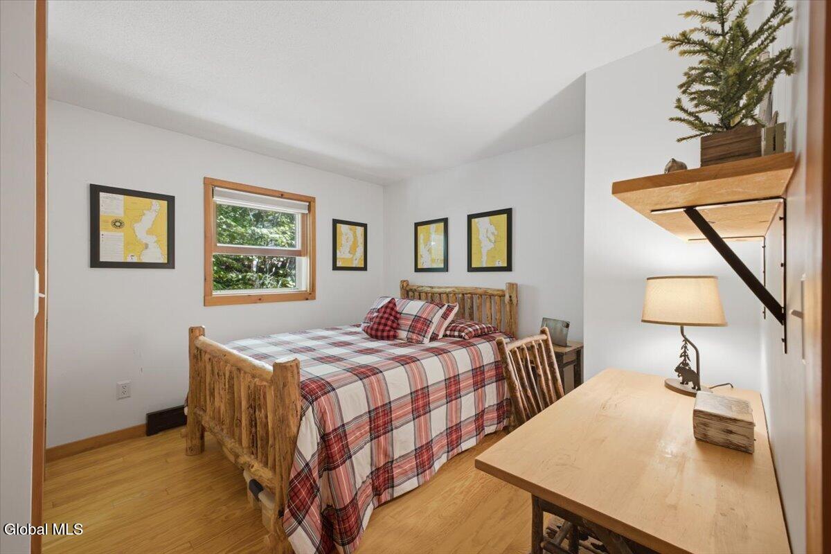 6 Ridgewood Court