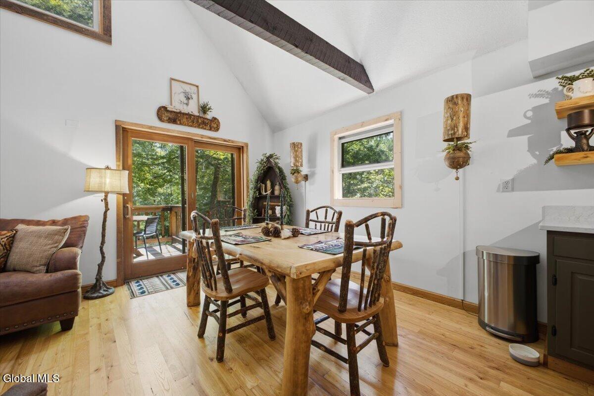 6 Ridgewood Court