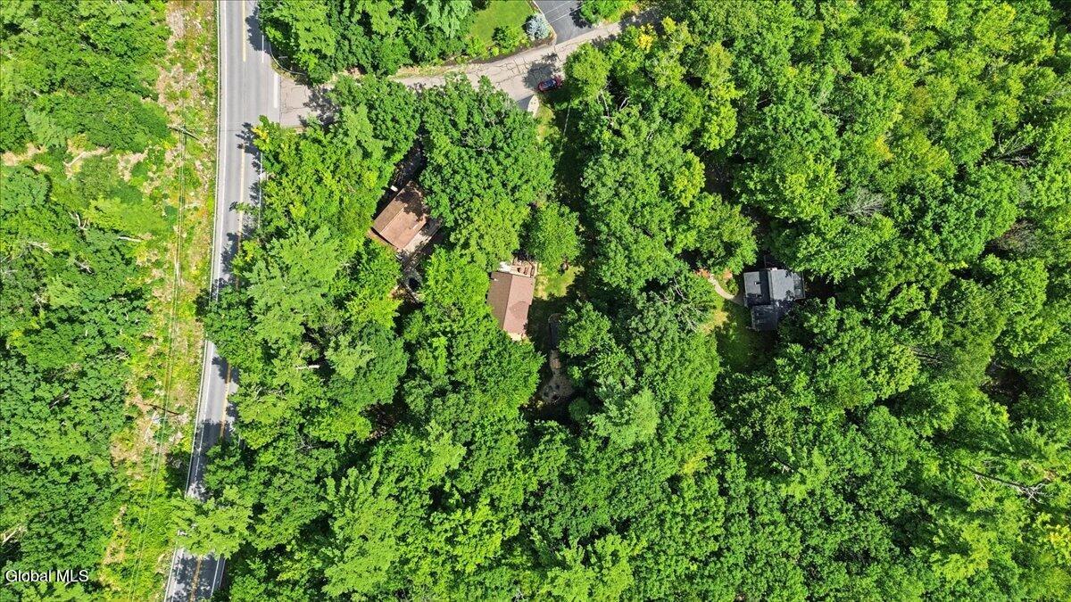 6 Ridgewood Court