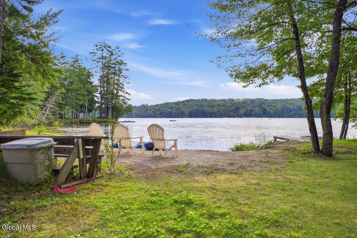 837 Atateka Drive
